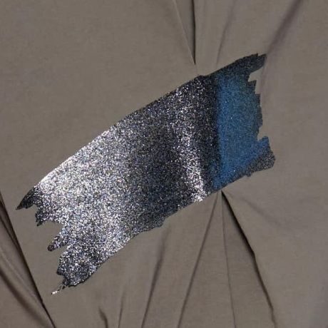 detail 303-226 šaty