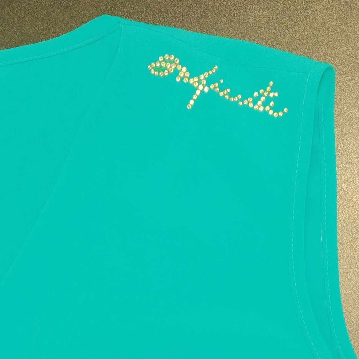 detail 242-665 top emerald