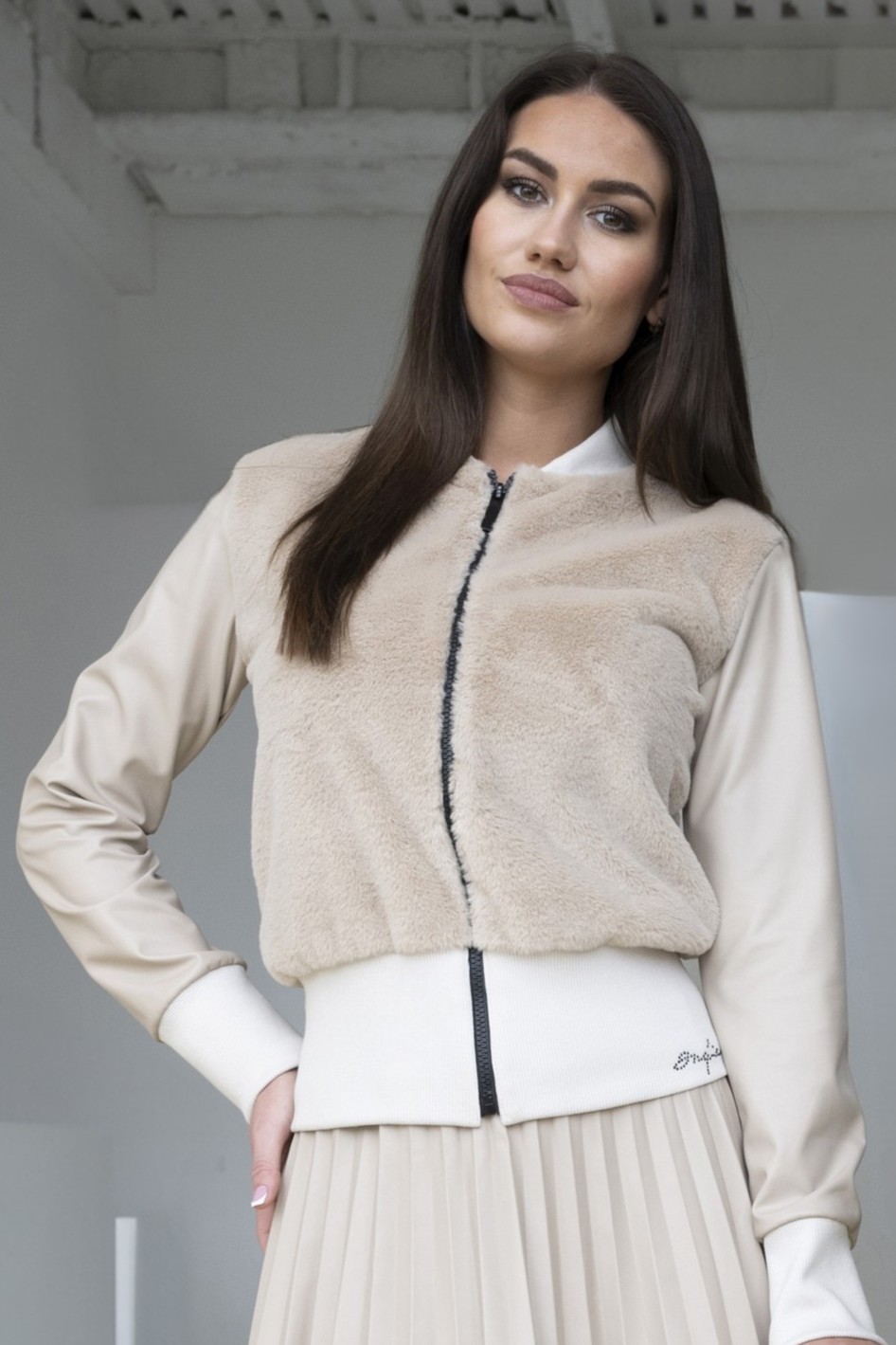 detail 554-477 bomber