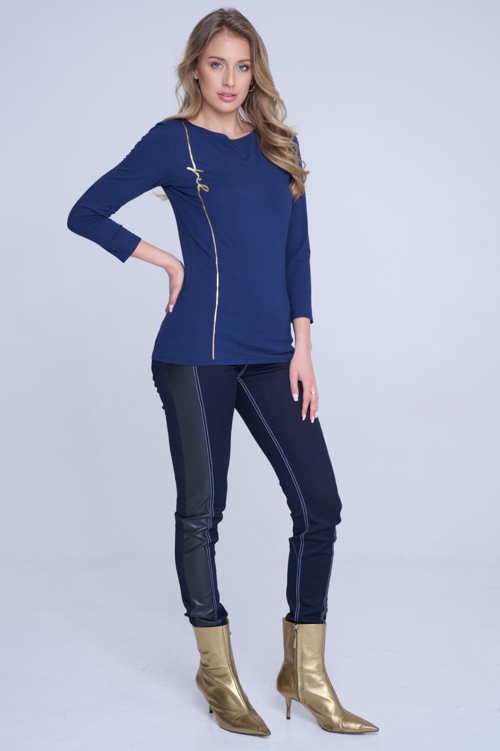 243-680 triko s tiskem