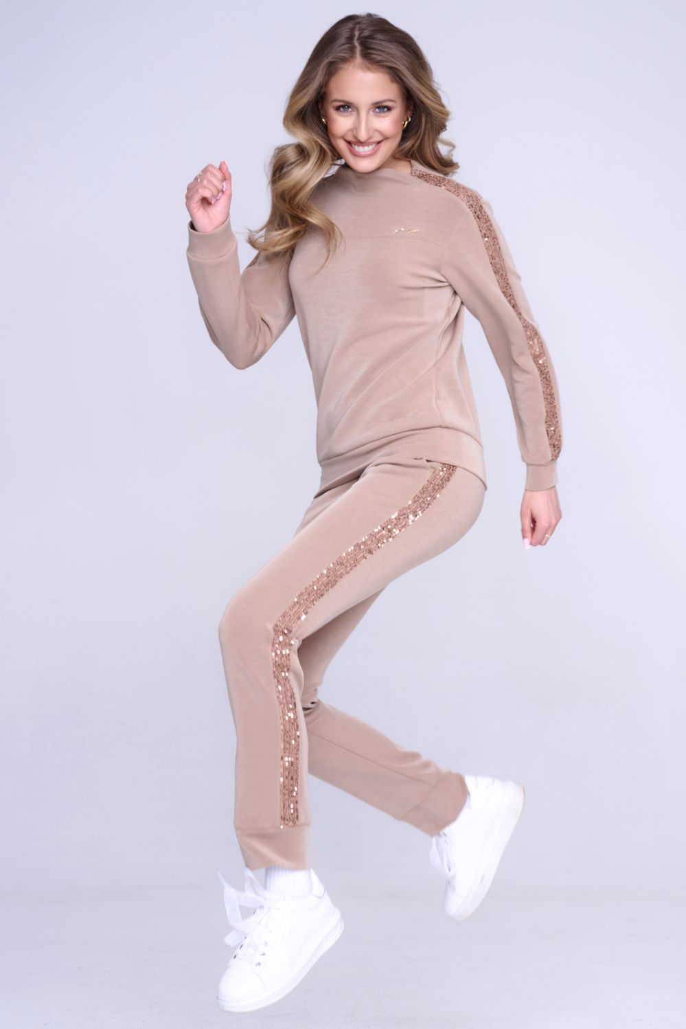 244-700 mikina s flitry