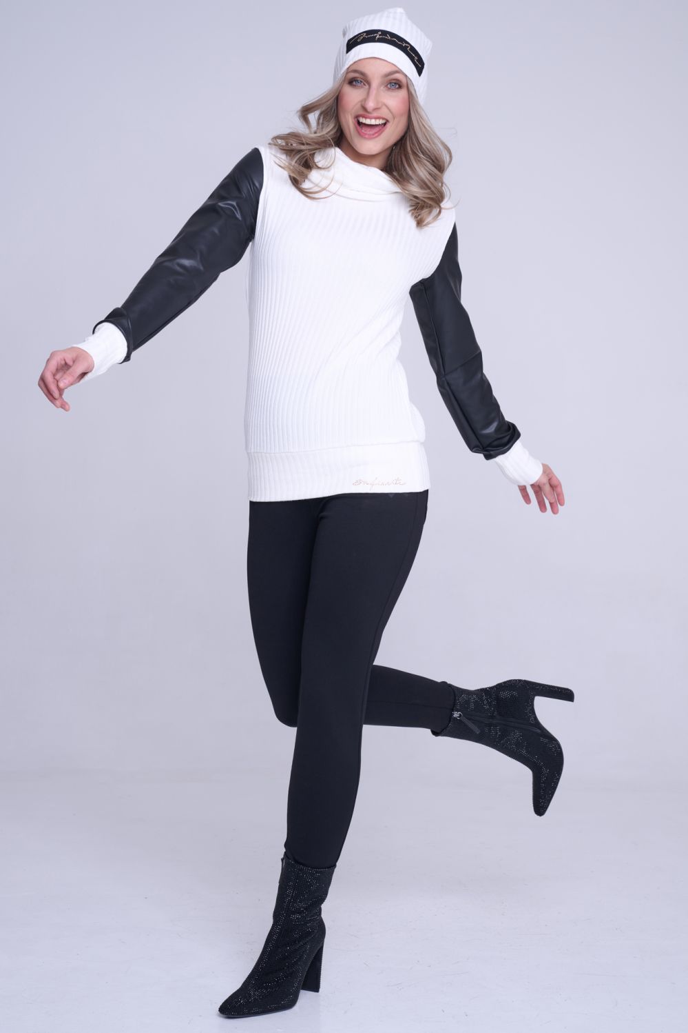 244-705 rolák žebrový s podkasem