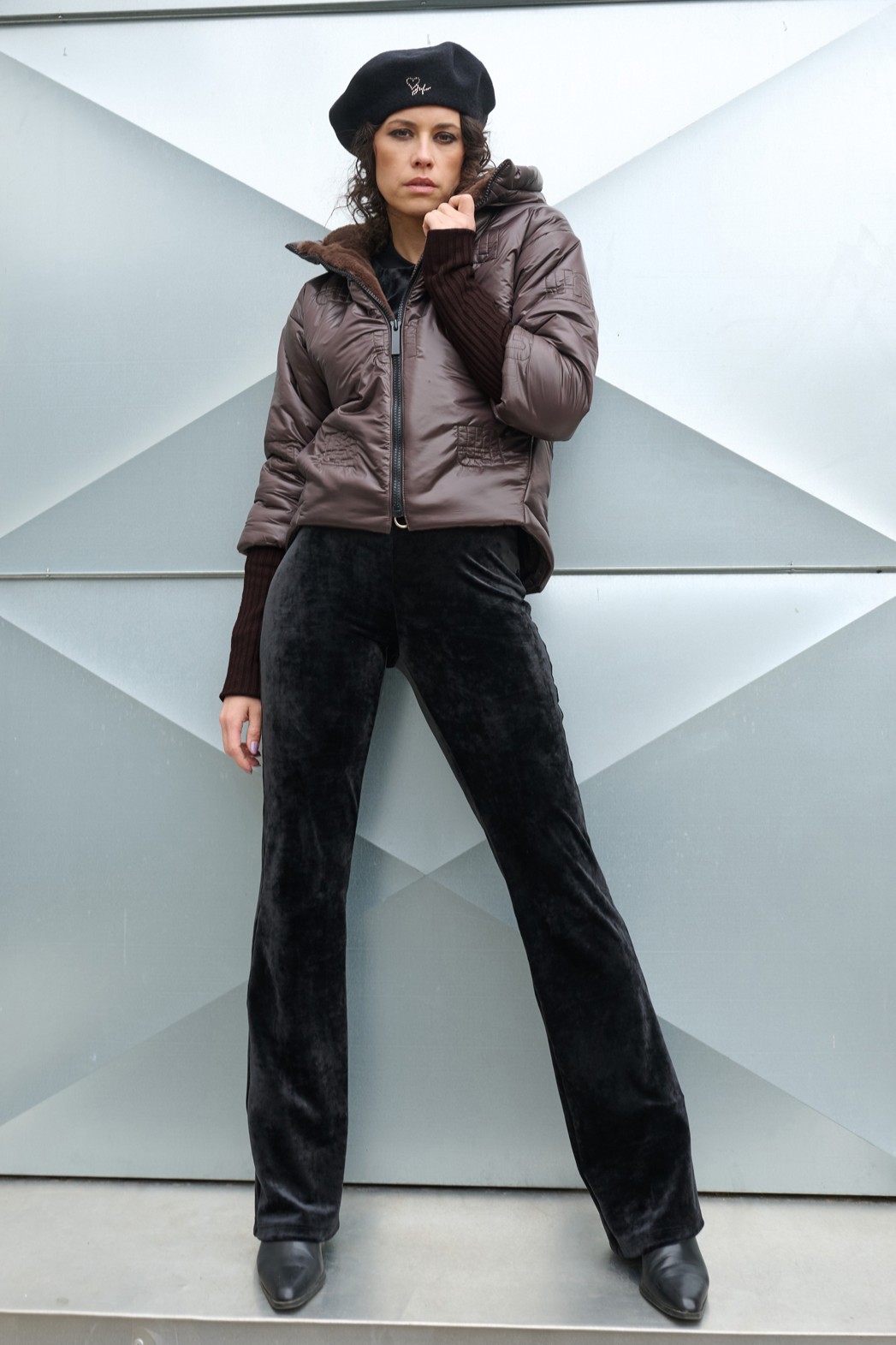 detail 663-289 bunda