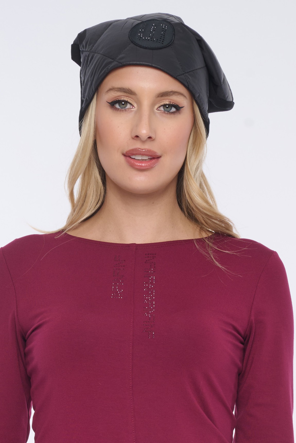 detail 953-138 čepice