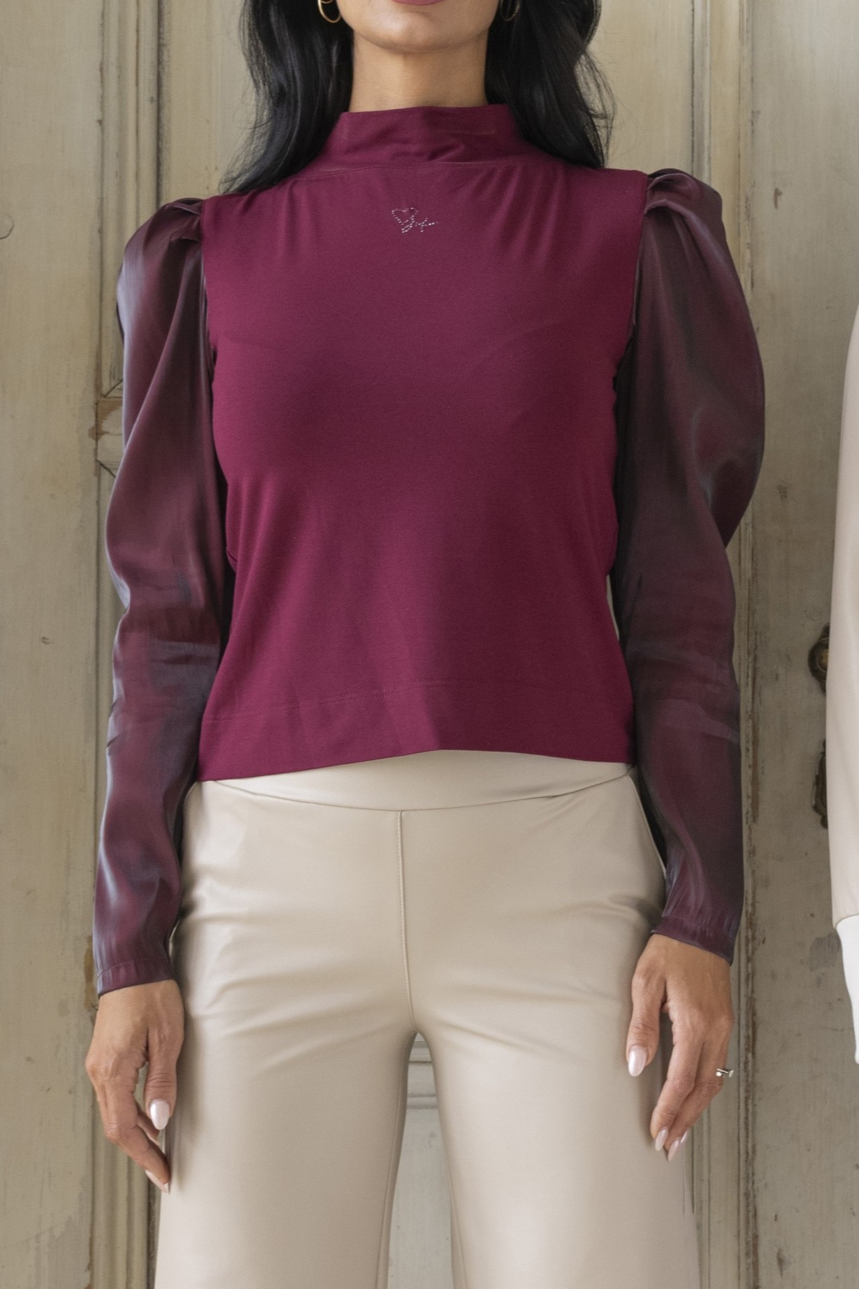 detail 254-771 triko stoják