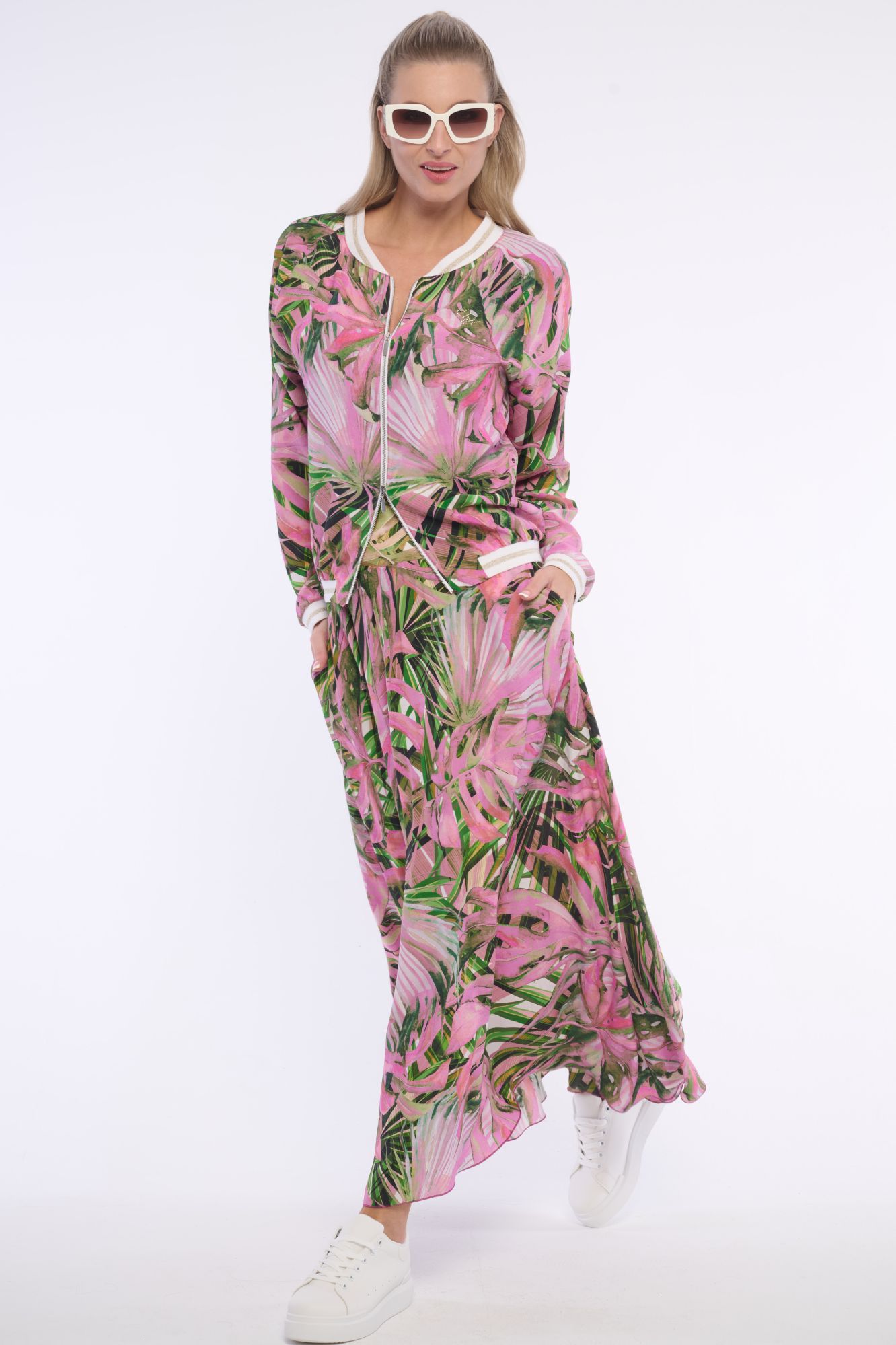 detail 162-679A sukně do 