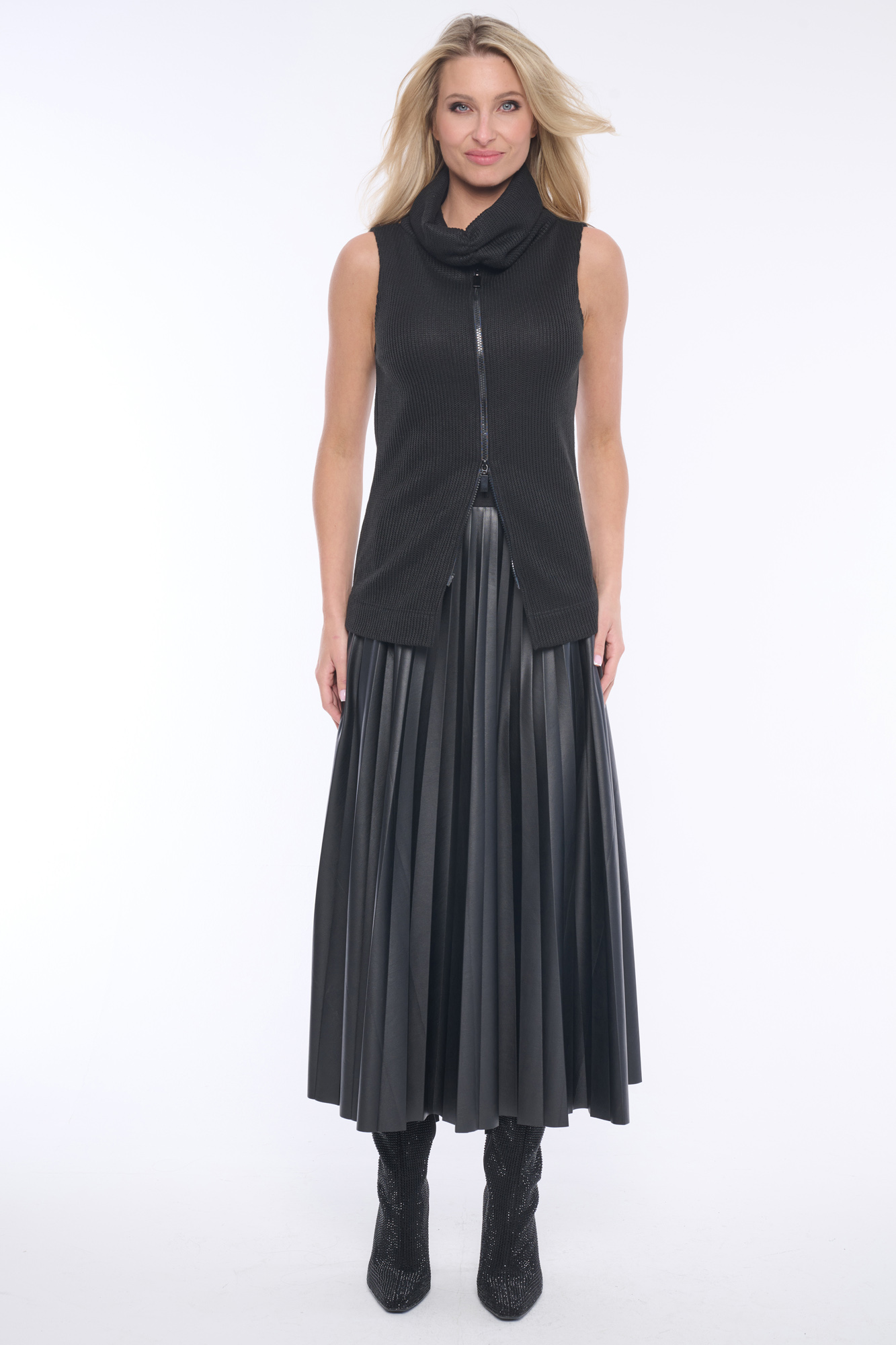 detail 154-665 sukně koženka plisé