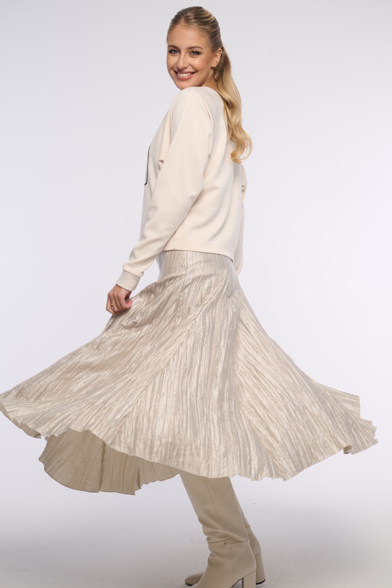 detail 161-675 sukně kreš