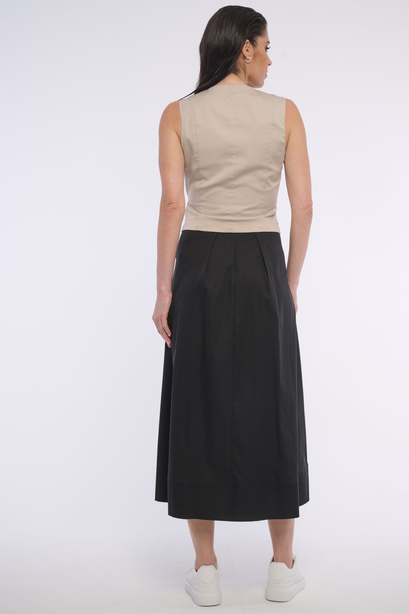 detail 162-676 sukně sklady