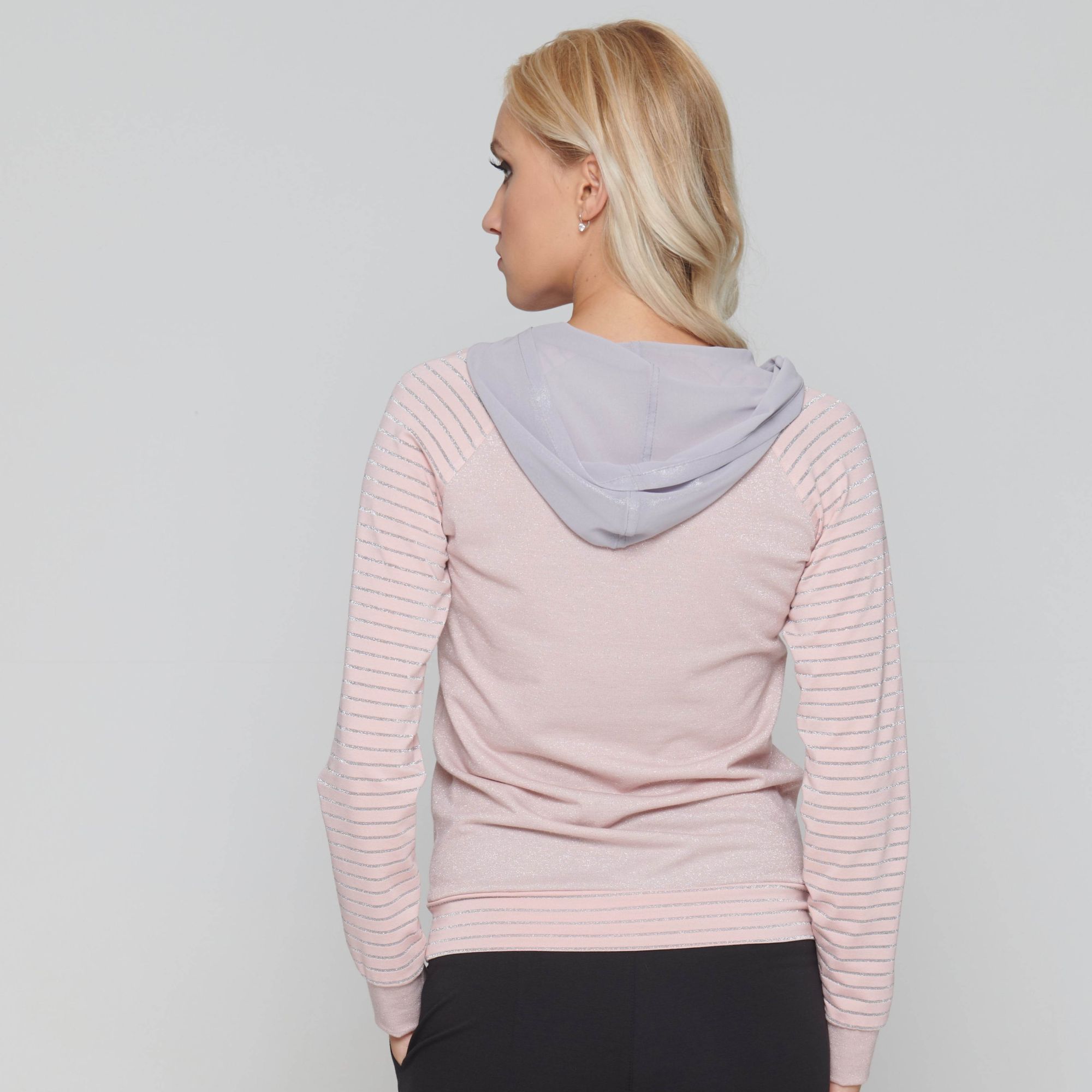 detail 211-468A mikina