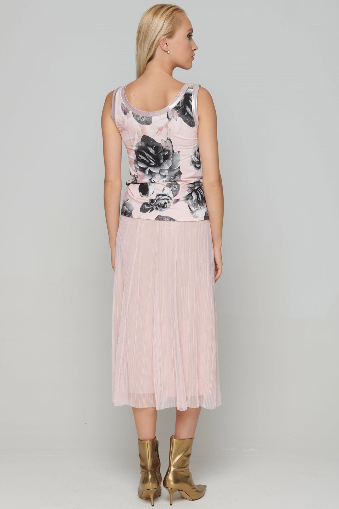 detail 212-479 triko