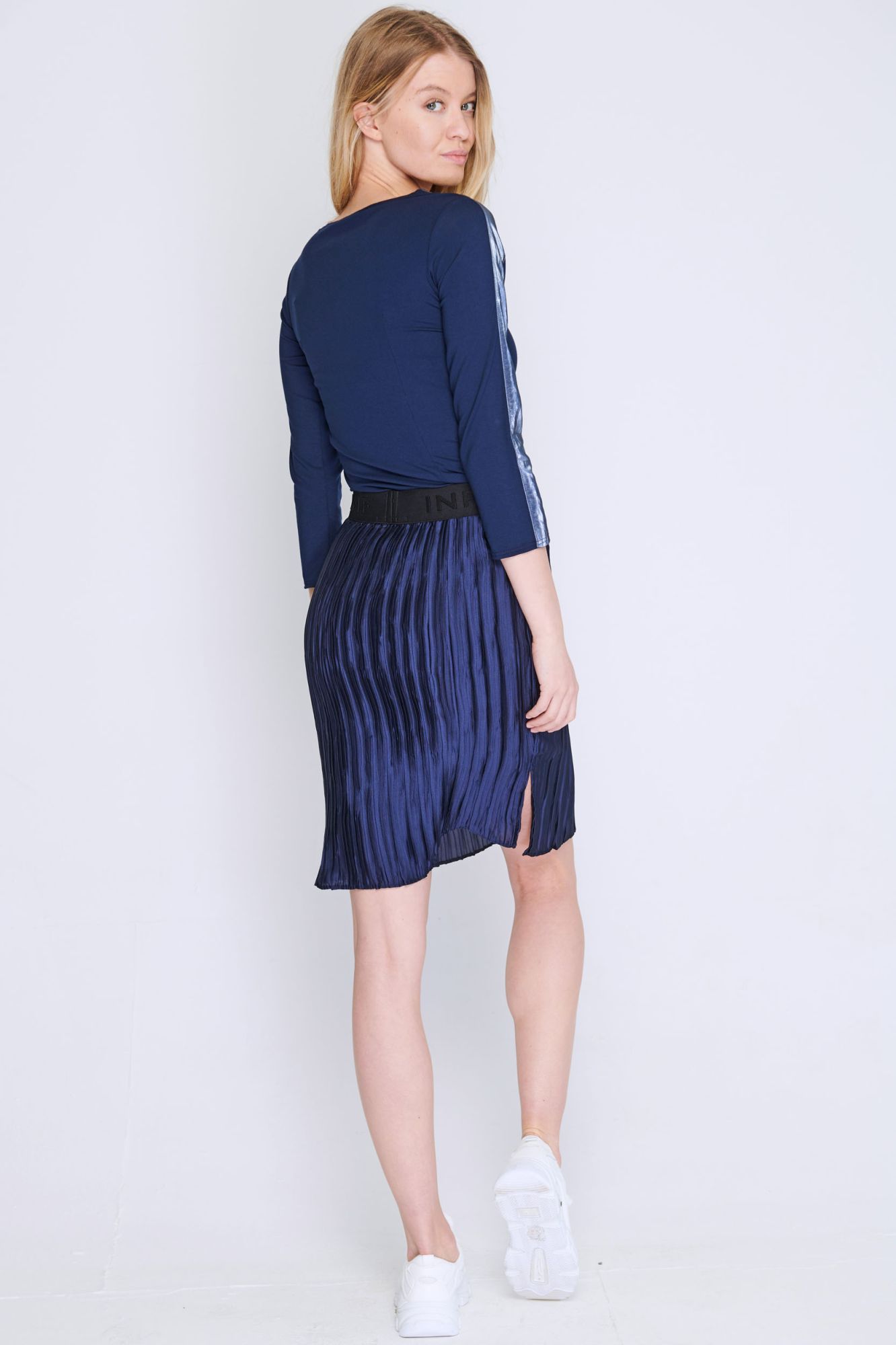 detail 213-500 triko