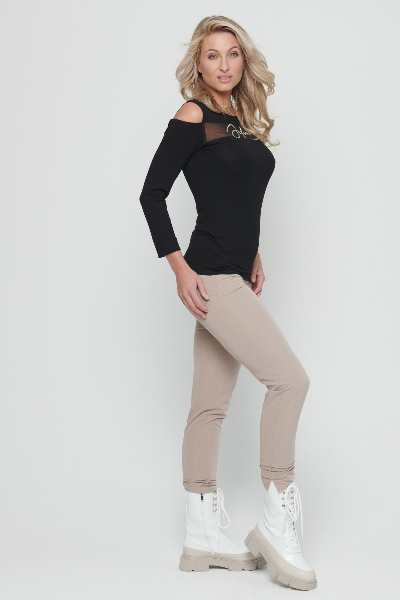 detail 231-602 triko