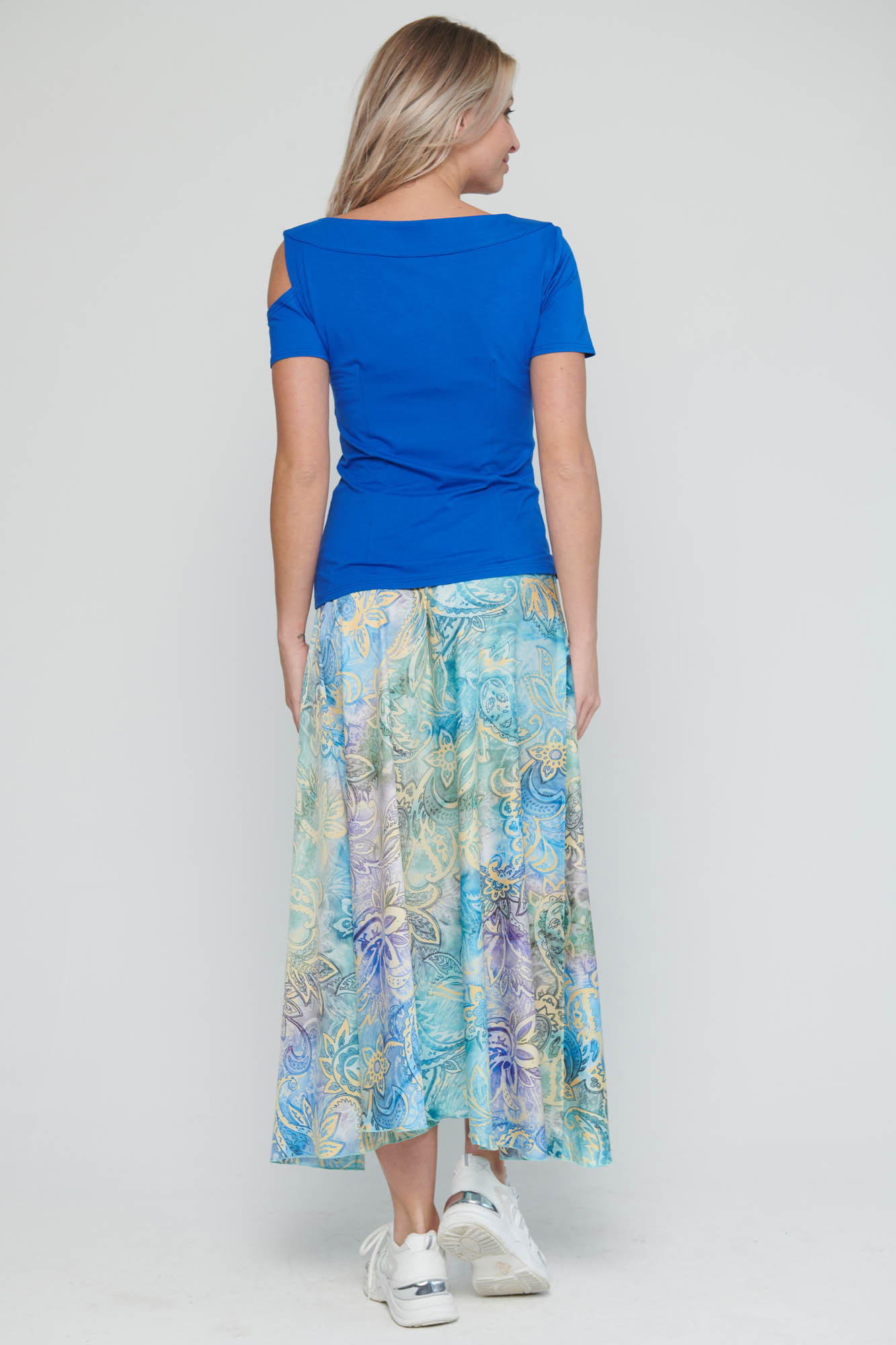 detail 232-605 triko