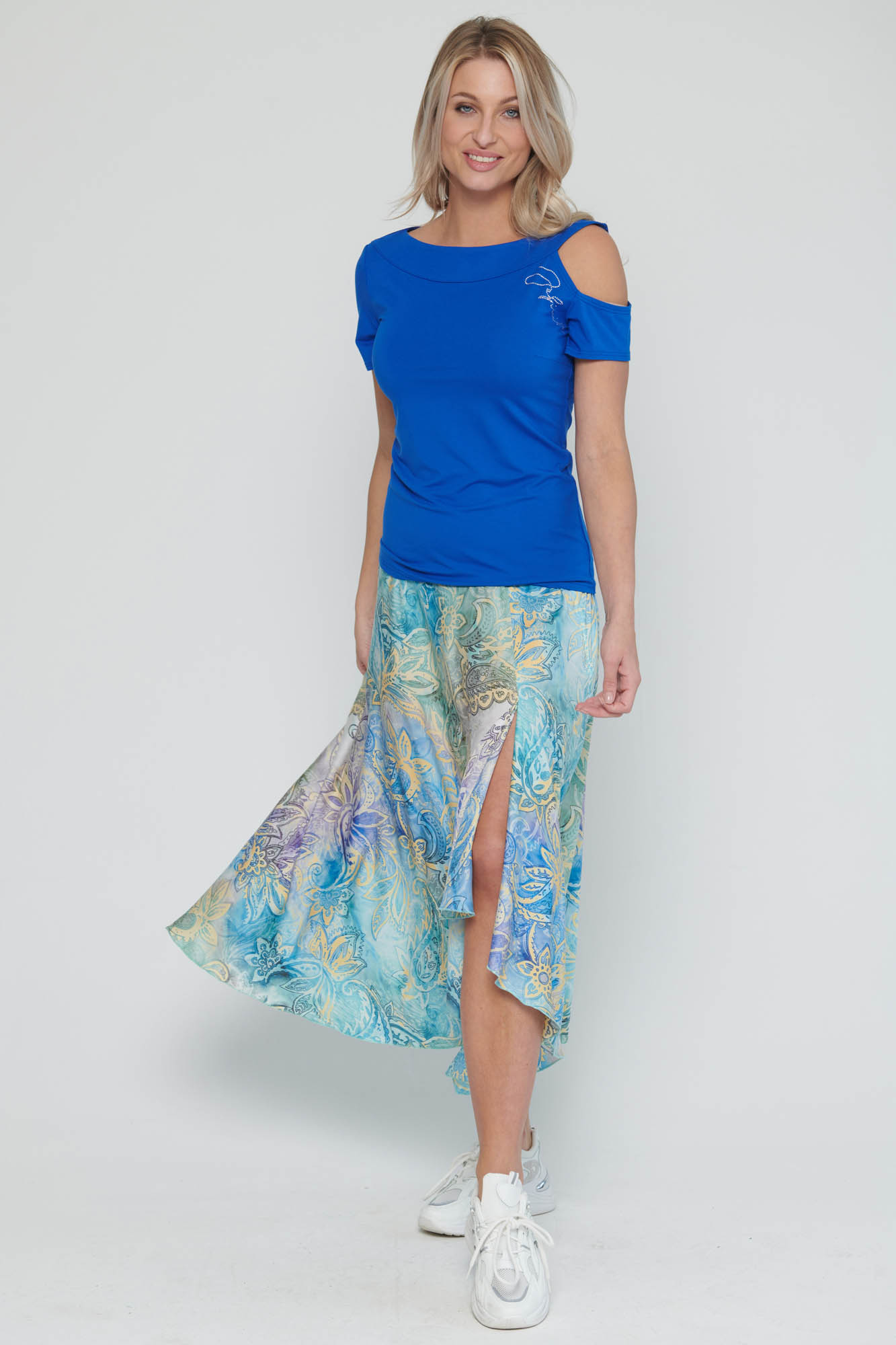 detail 232-605 triko