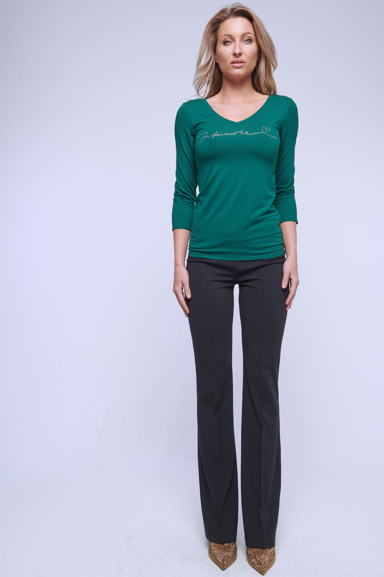 detail 233-627 triko do V