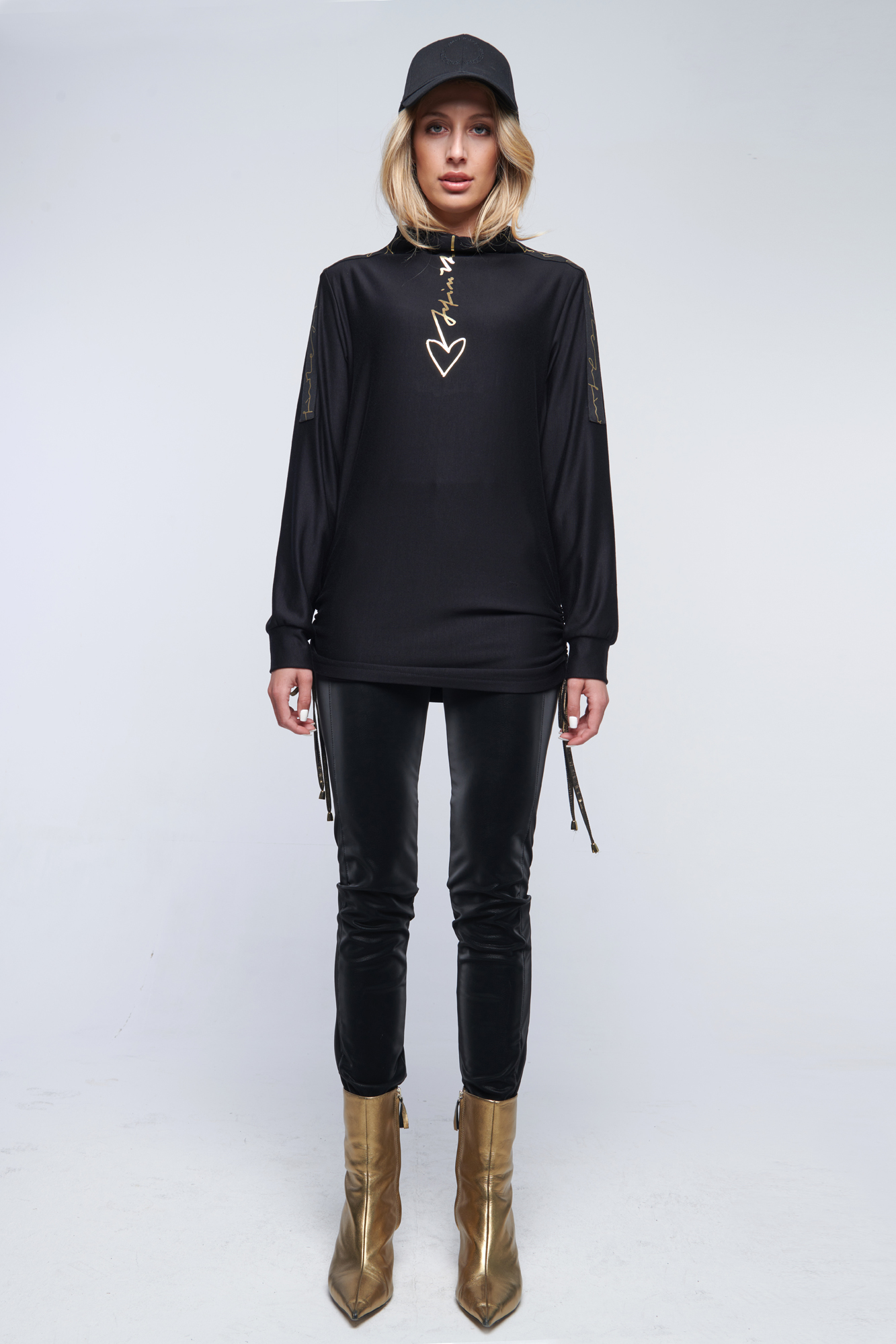 detail 234-645 mikina