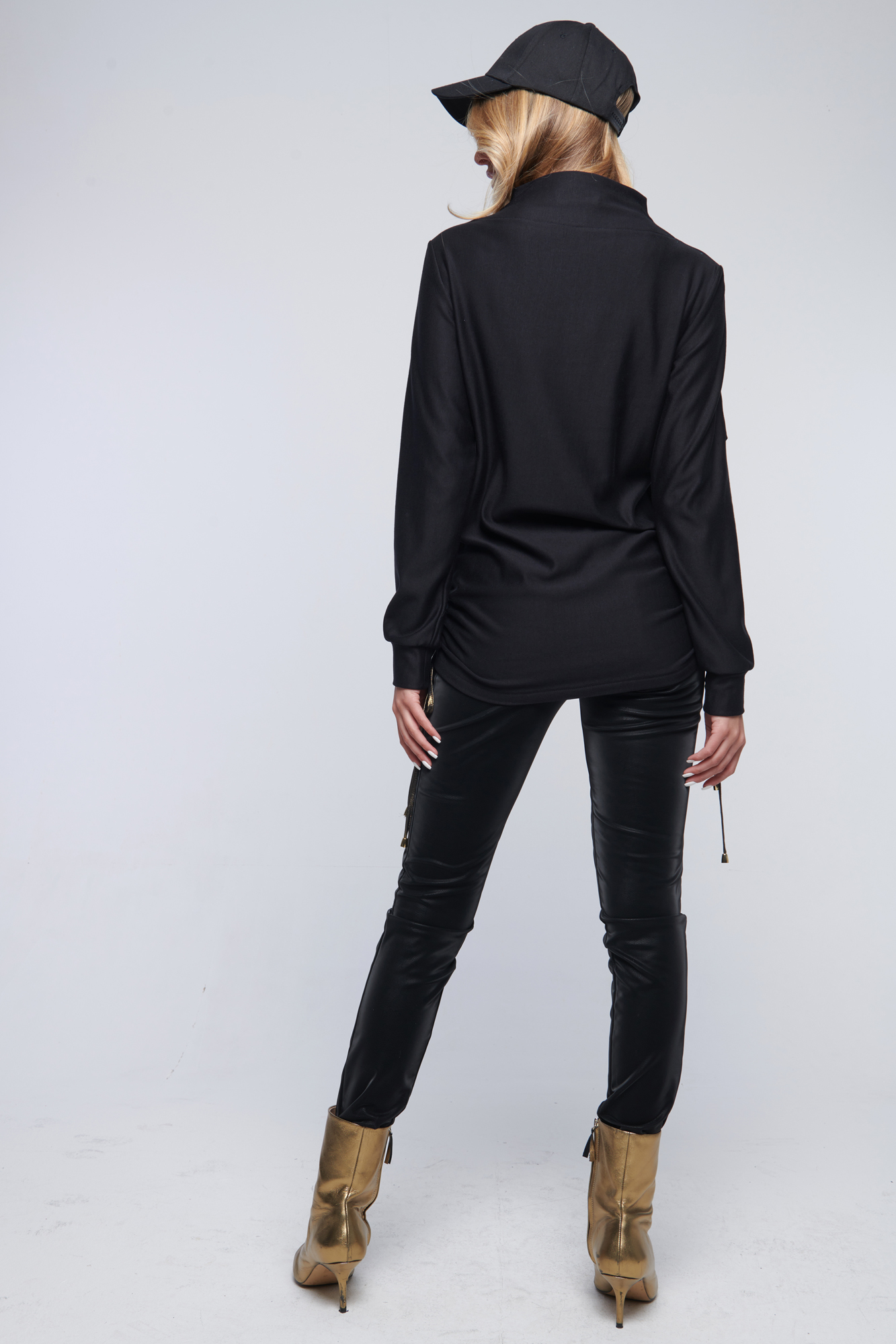 detail 234-645 mikina