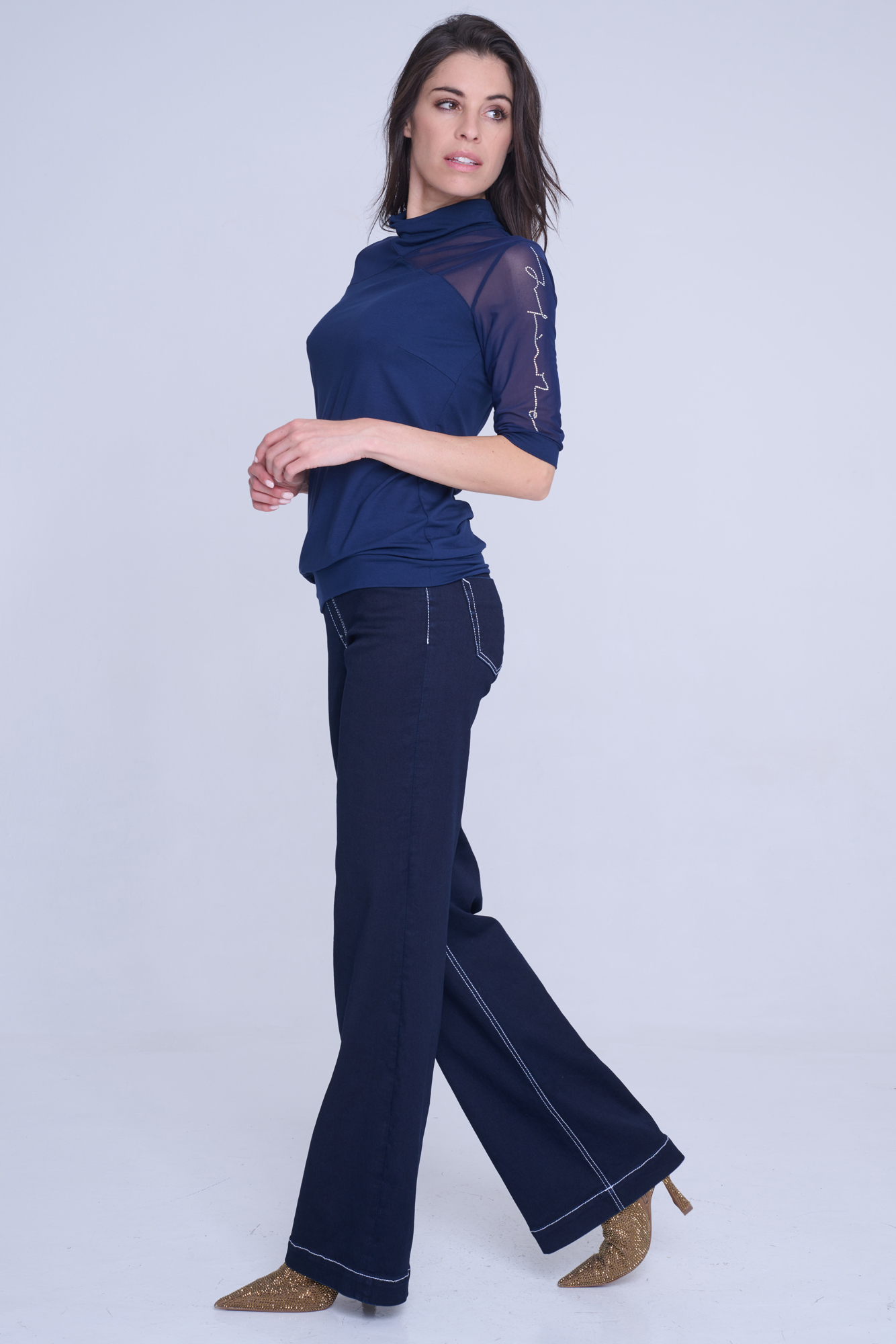 detail 243-676 triko s tylem