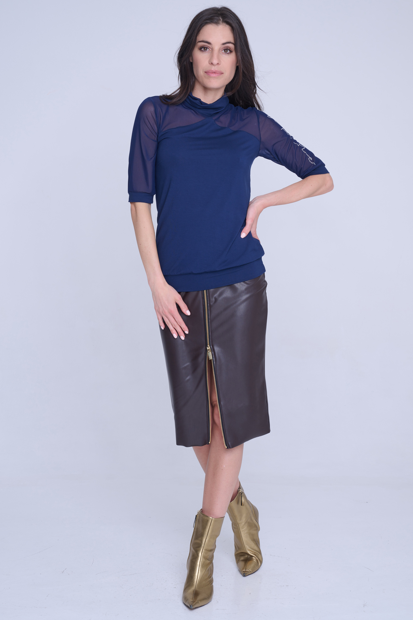 detail 243-676 triko s tylem