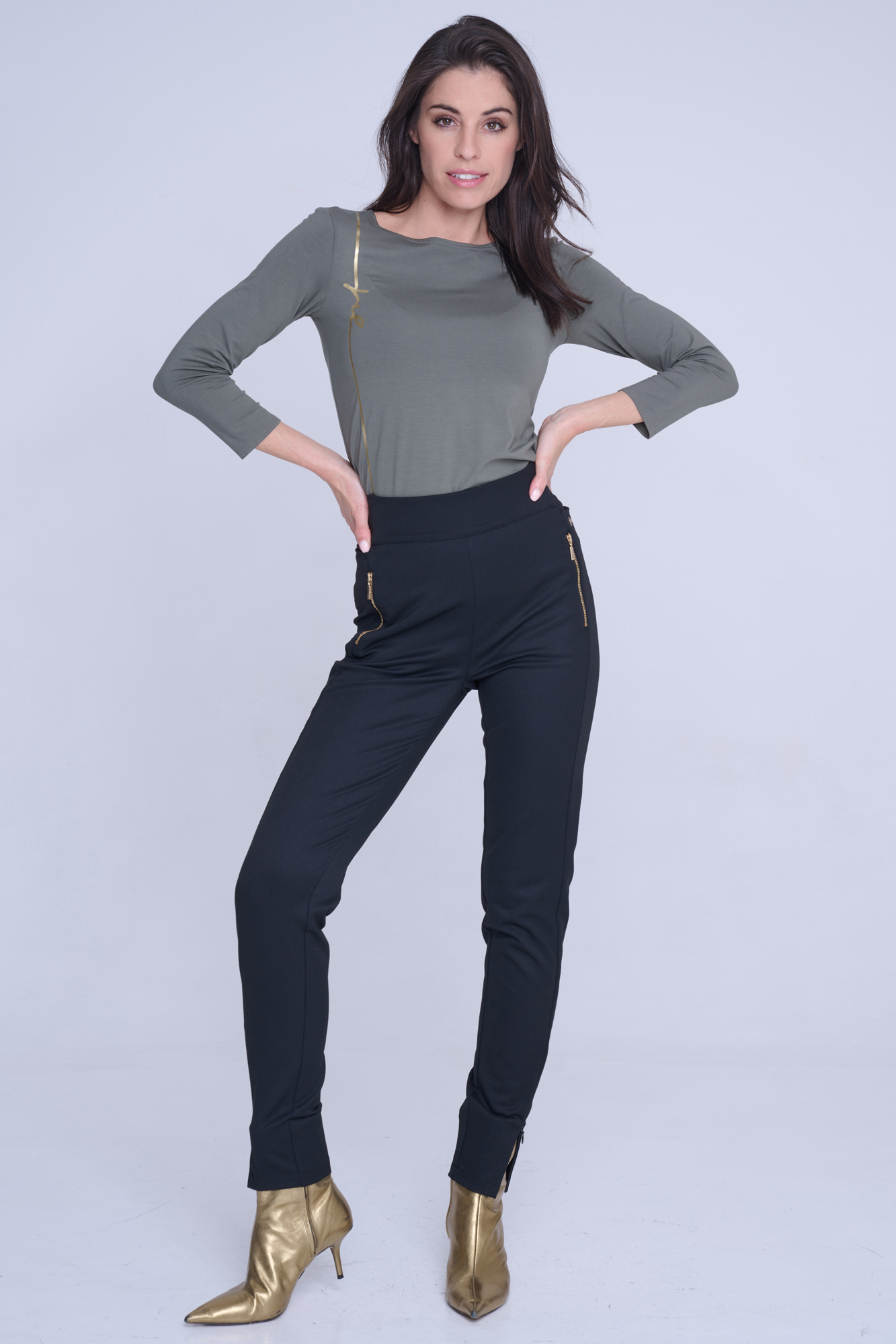 detail 243-680 triko s tiskem