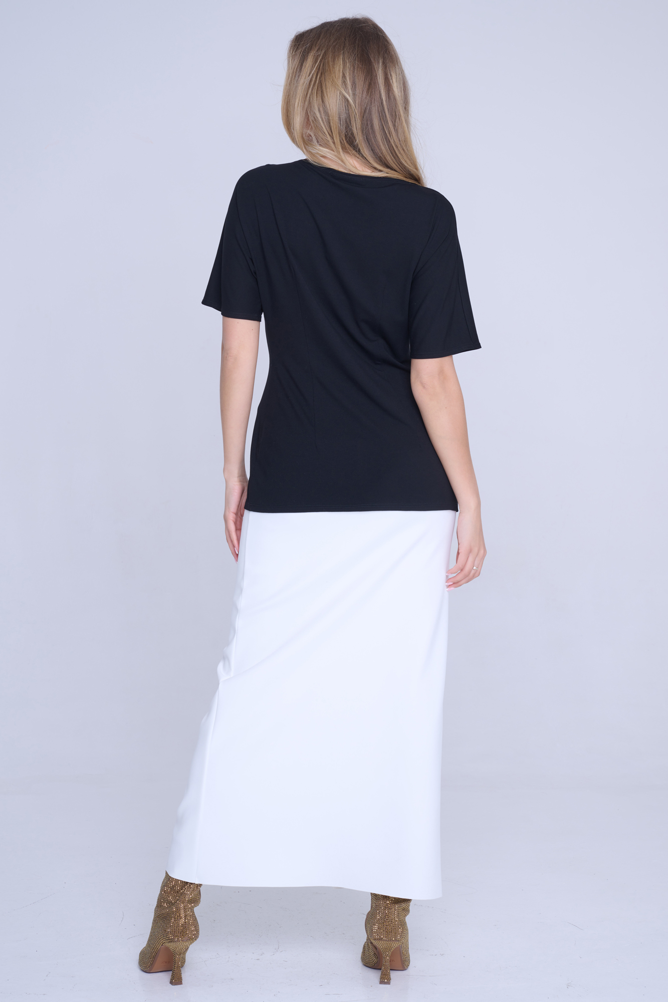 detail 243-684 triko se zipem