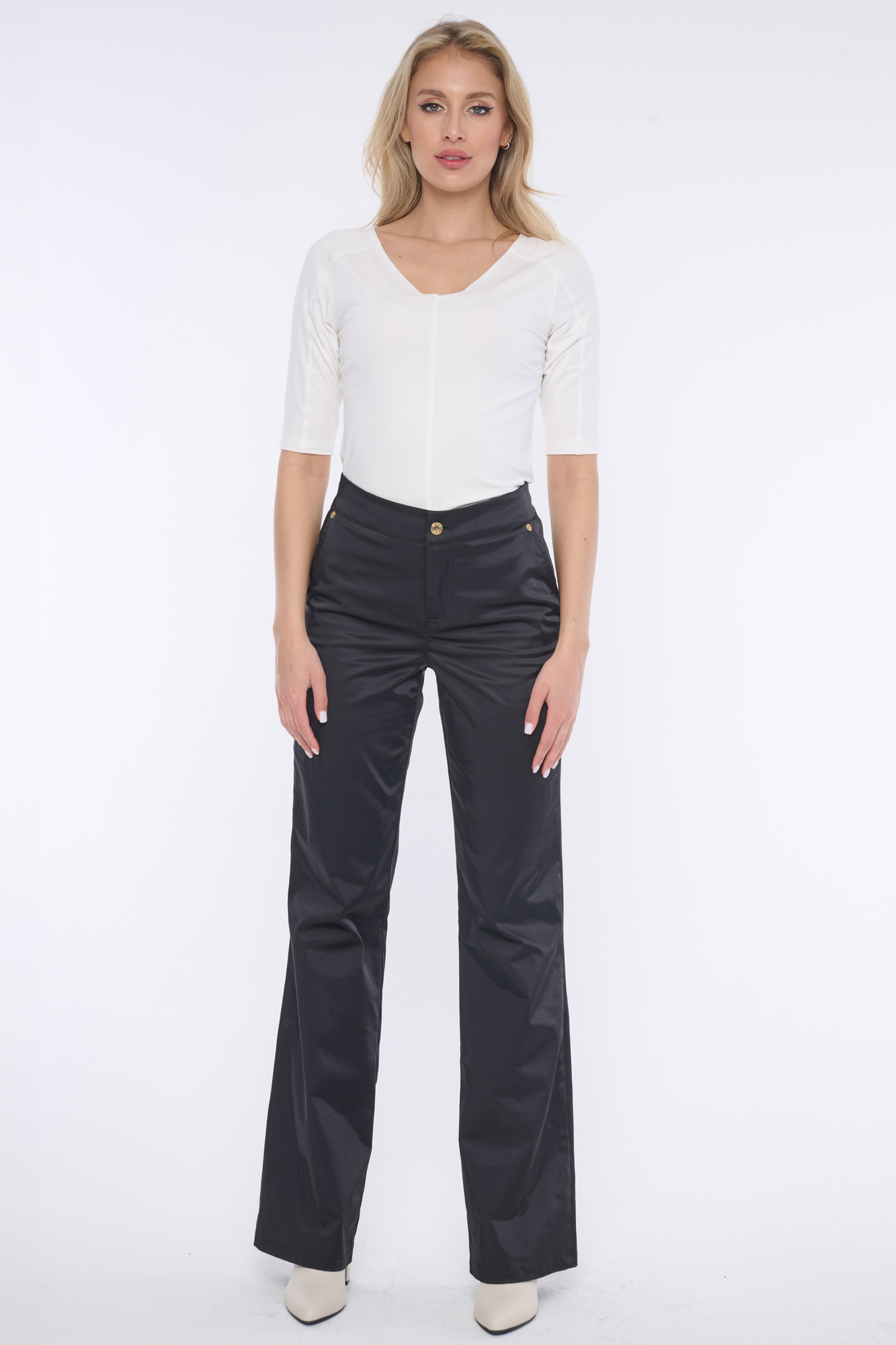 detail 253-744 basic triko do 