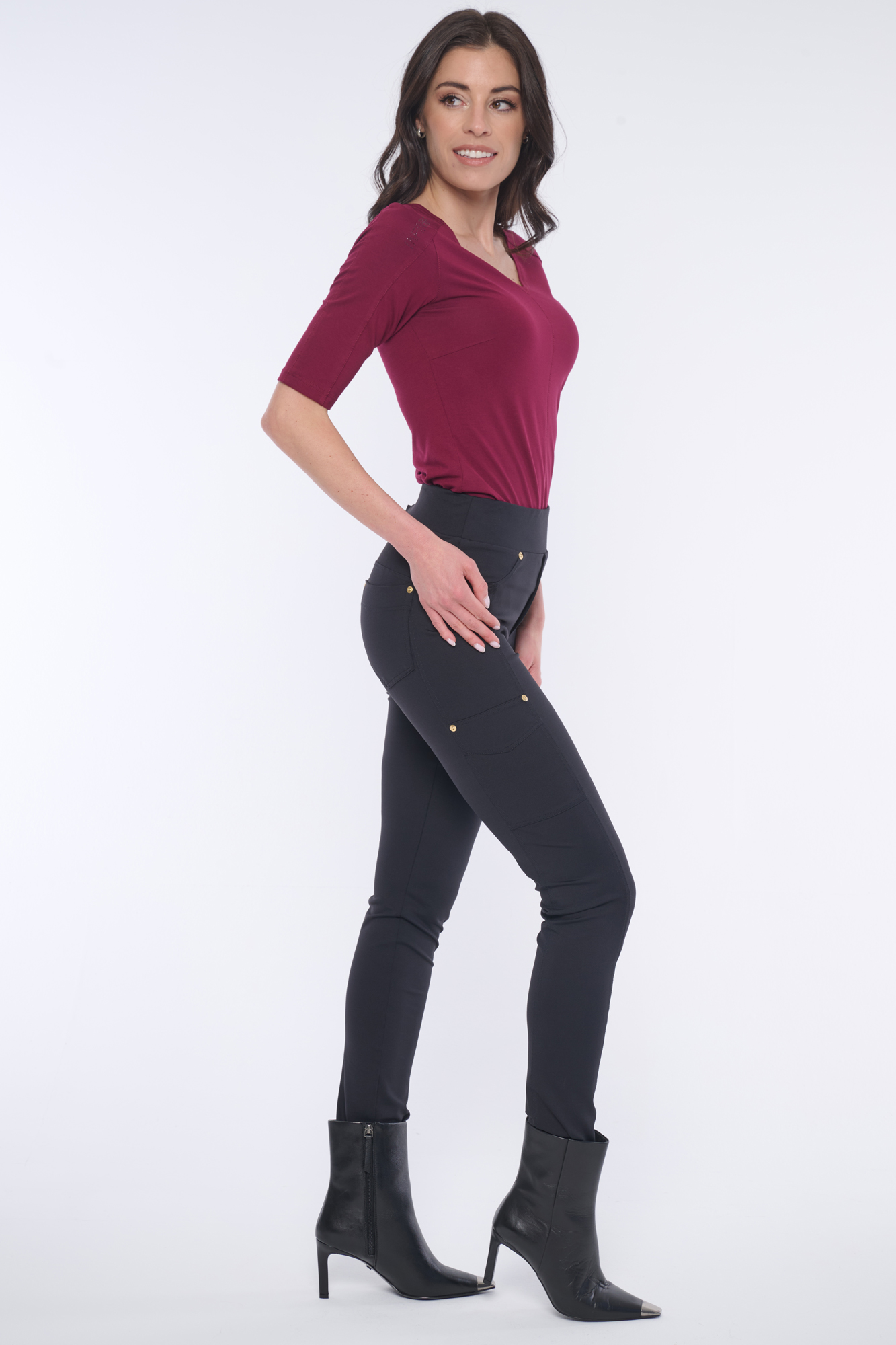 detail 253-744 basic triko do 