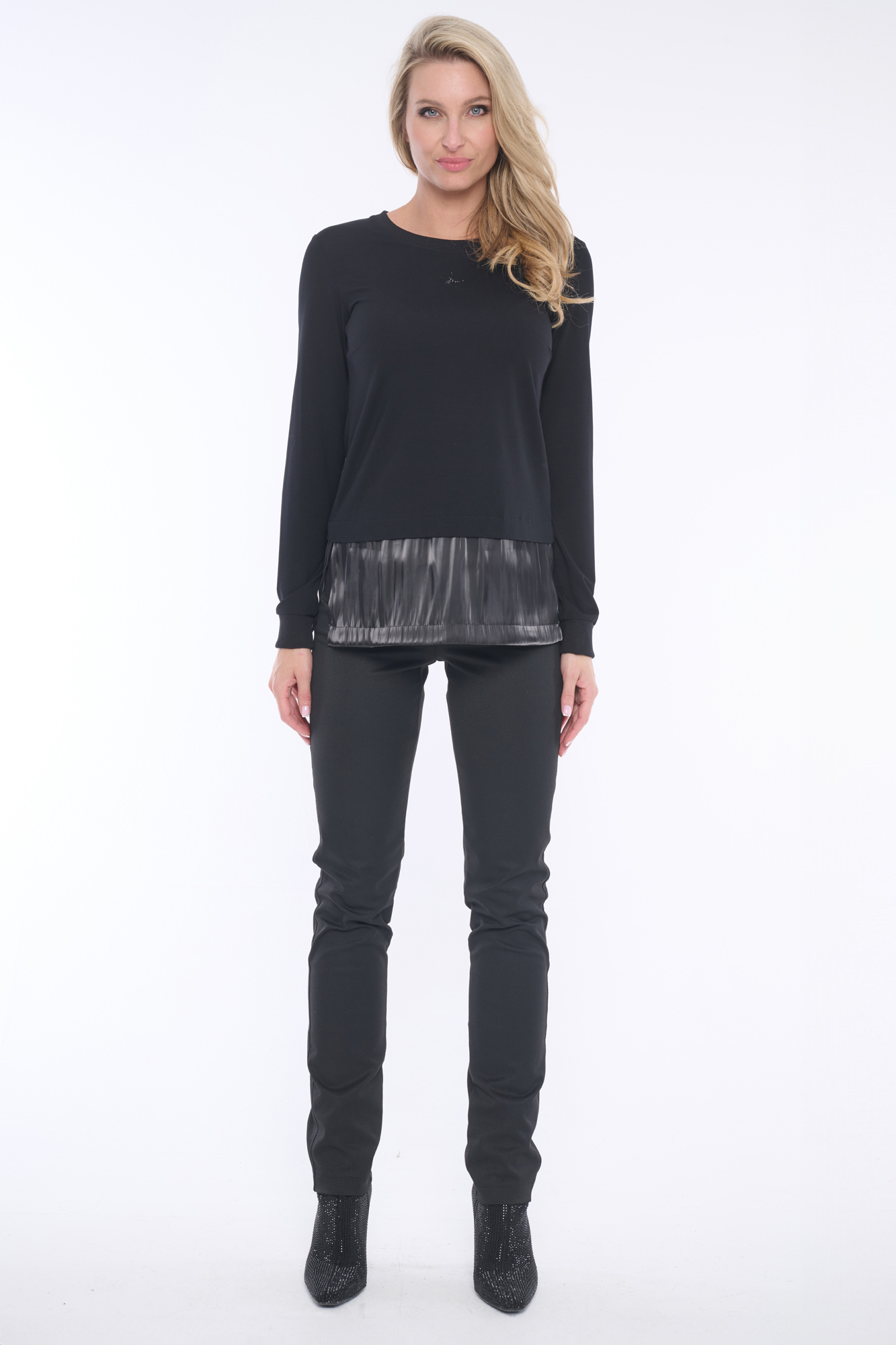 detail 254-755 volné triko