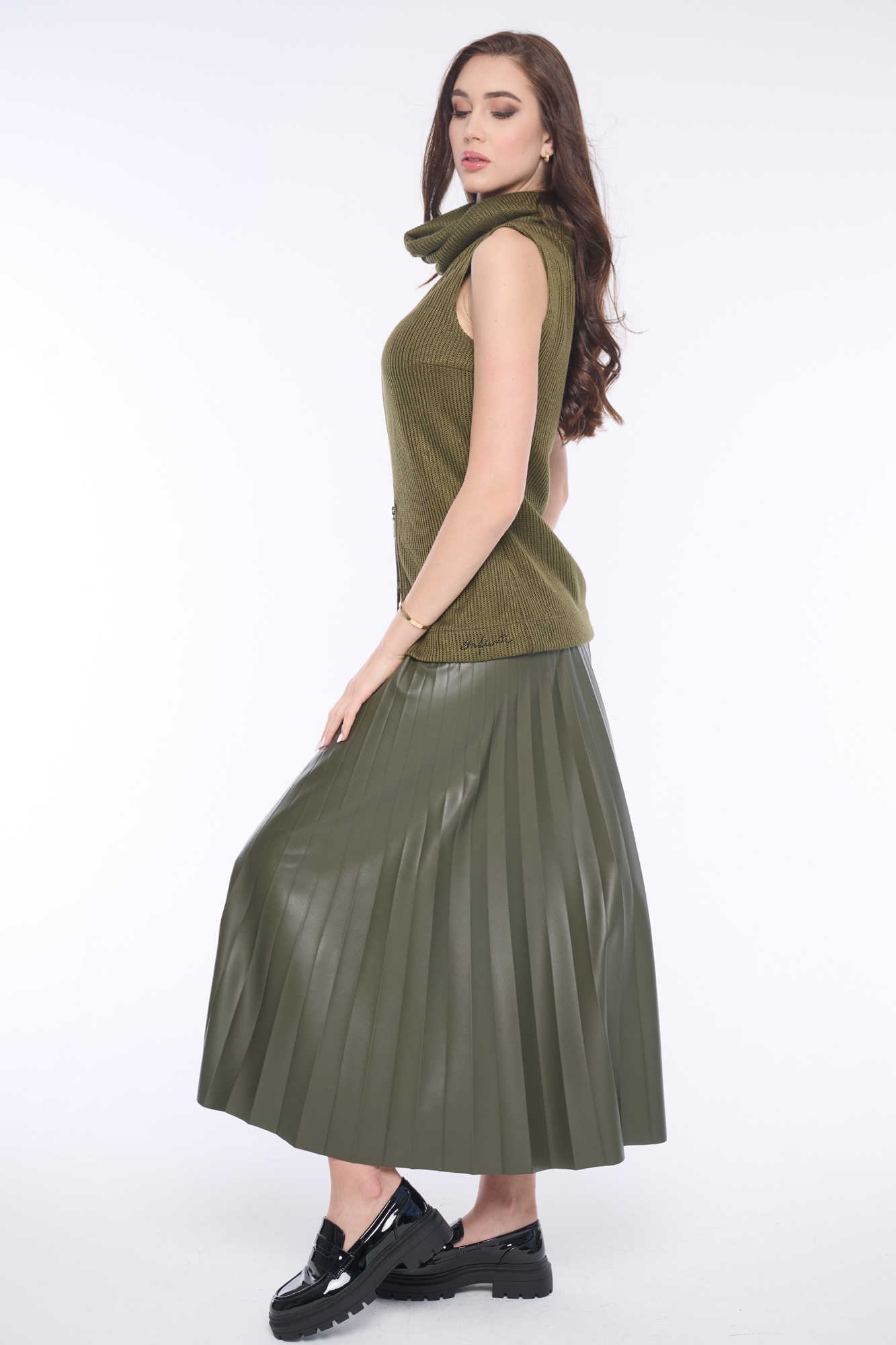 detail 254-758 rolák bez rukávu