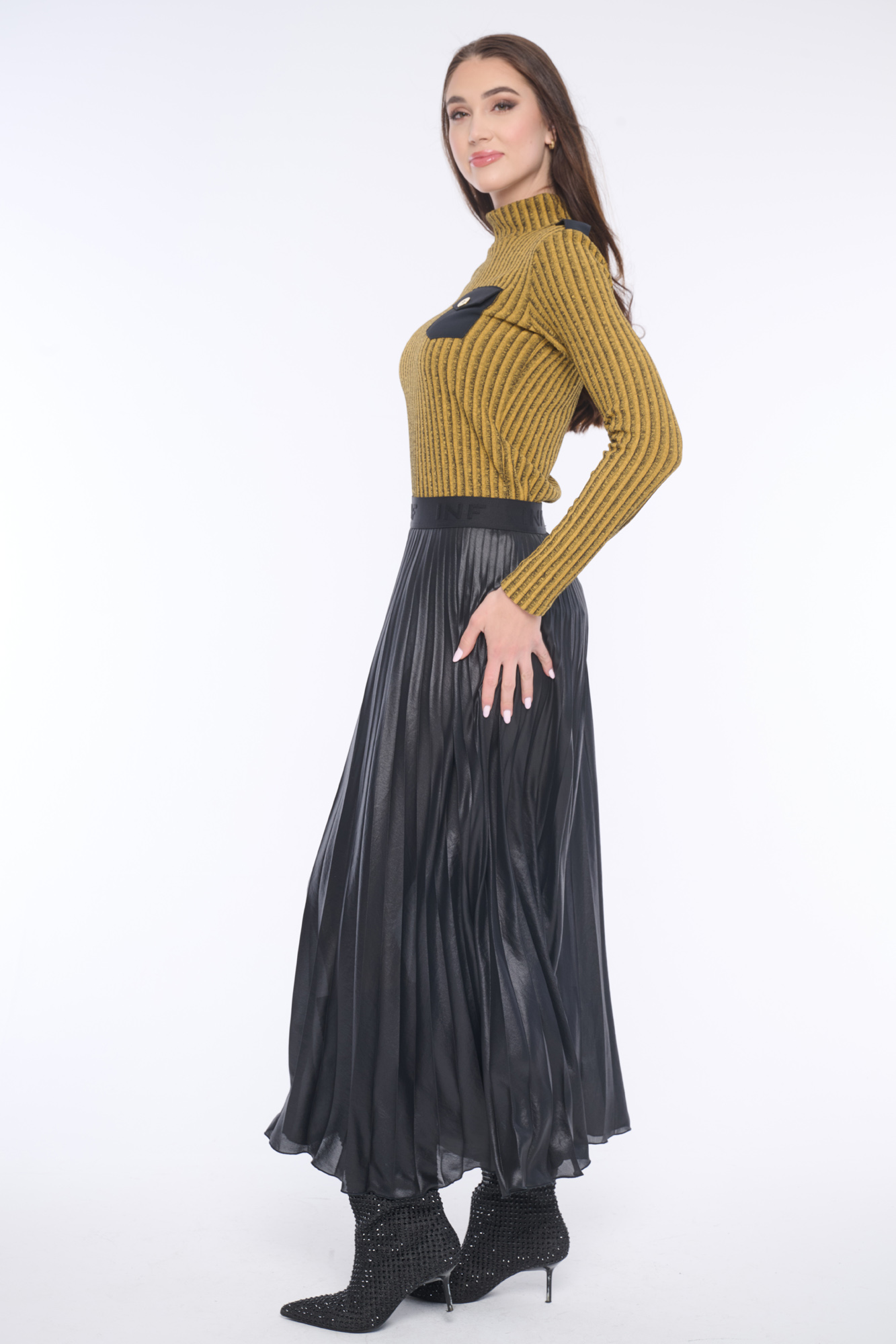 detail 254-760 žebro stoják