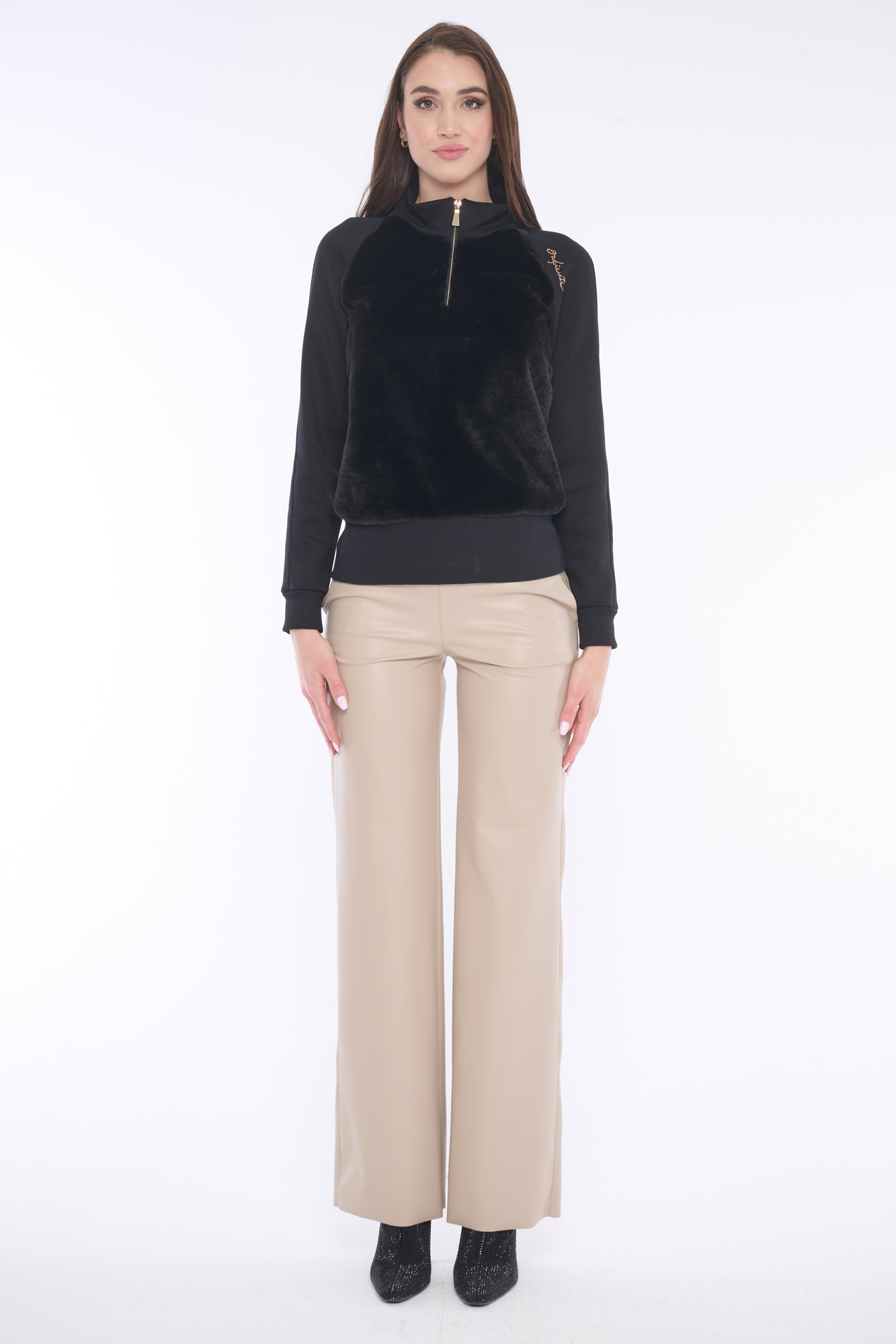 detail 254-761 mikina