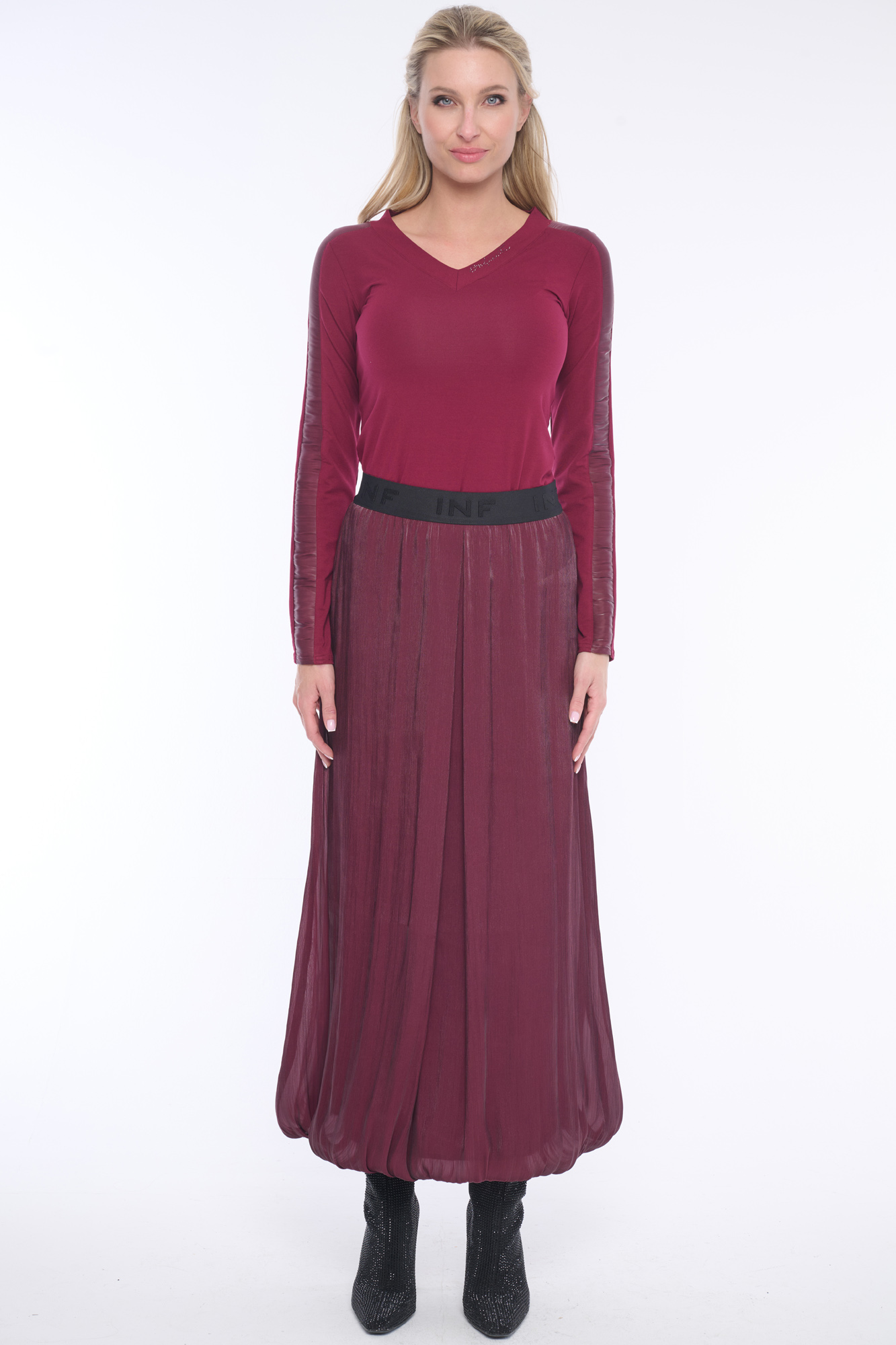 detail 254-764 triko basic do V