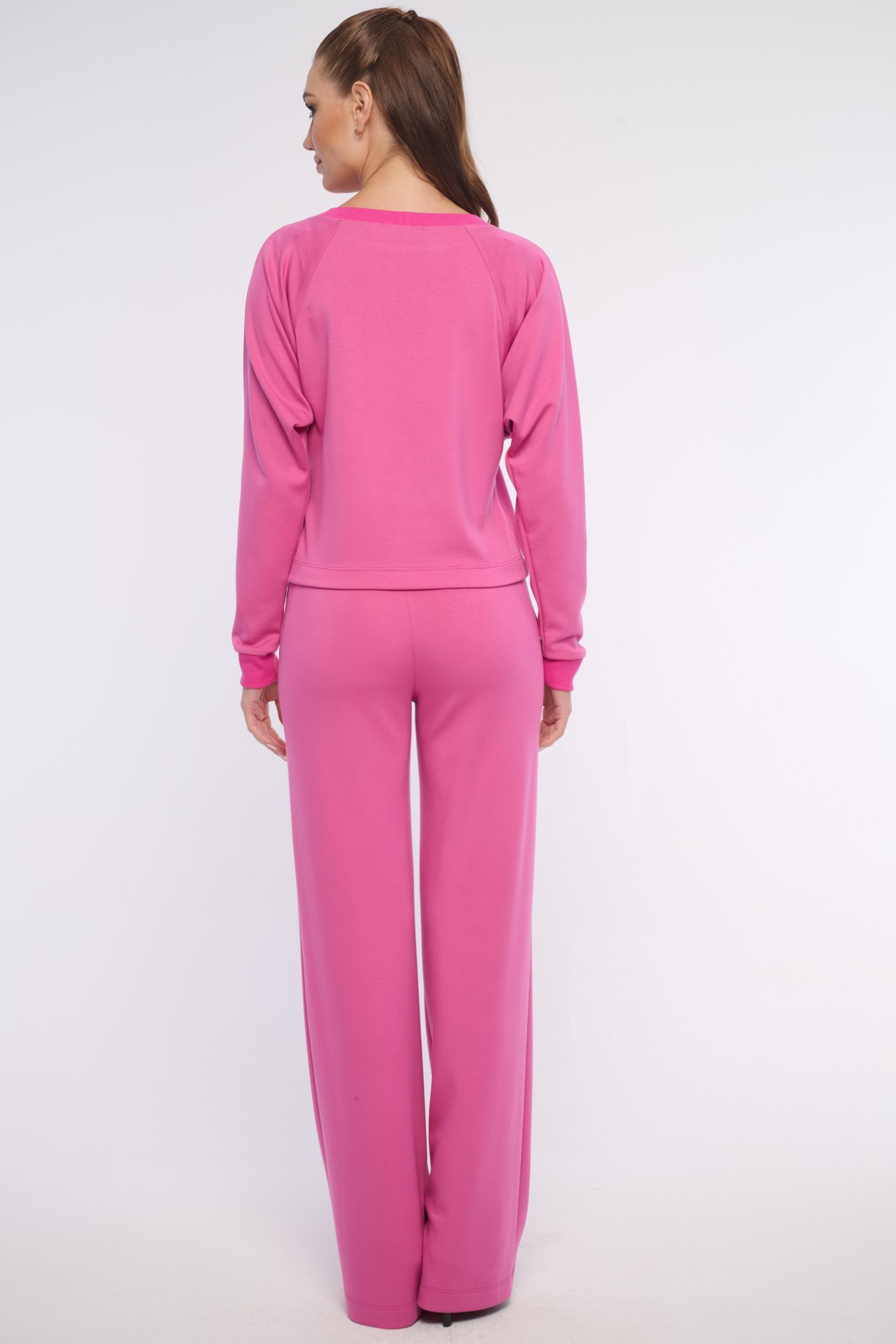 detail 261-777 mikina s logem