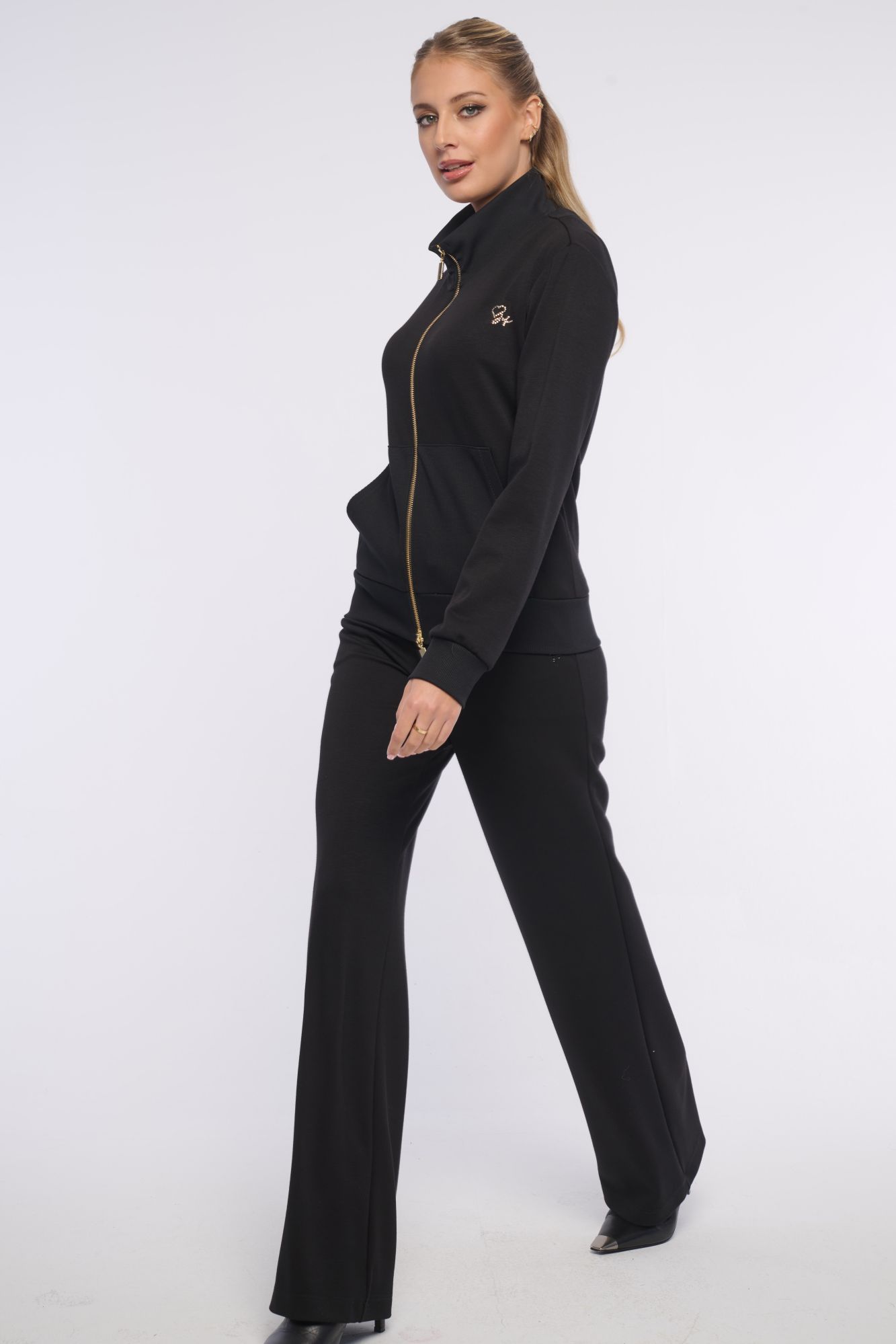 detail 261-778 mikina na zip