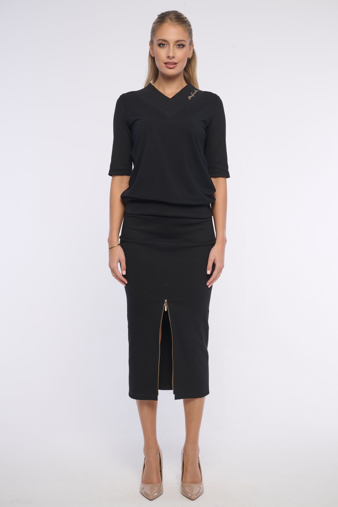 detail 261-779 triko s podkasem