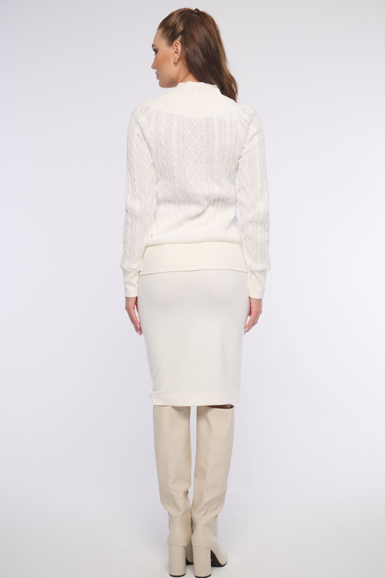 detail 261-782 svetr