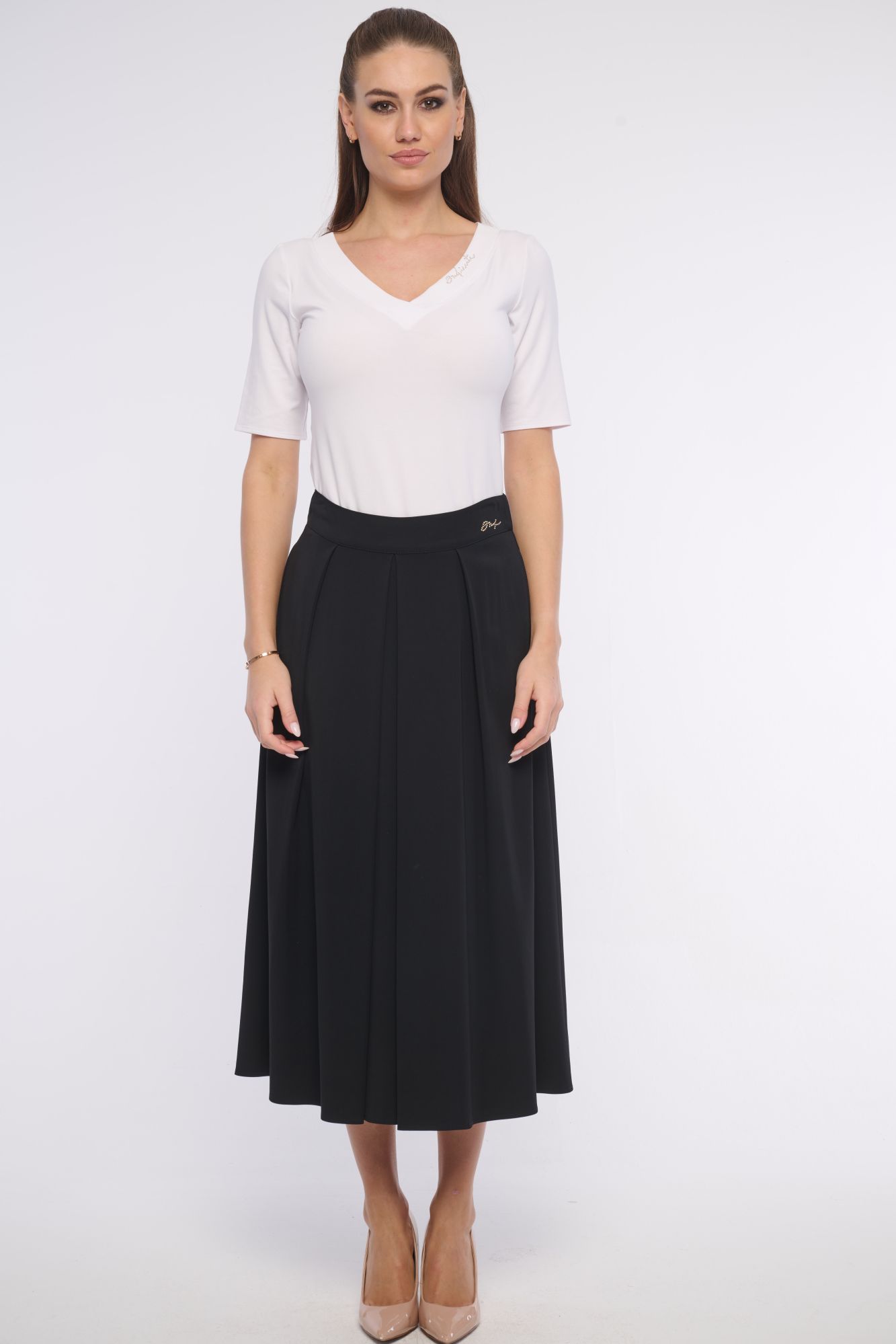 detail 261-785 basic triko do 