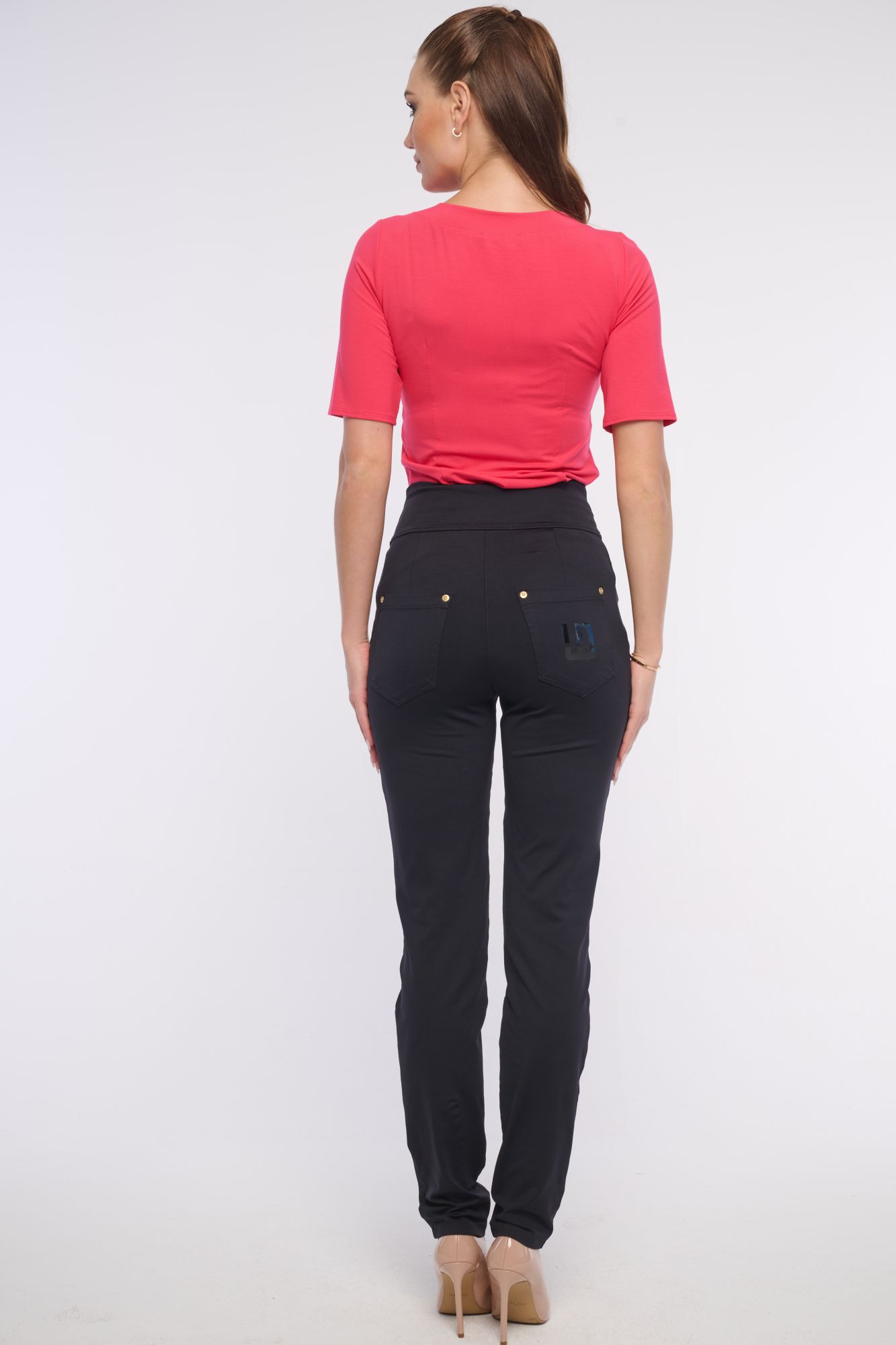 detail 261-785 basic triko do 