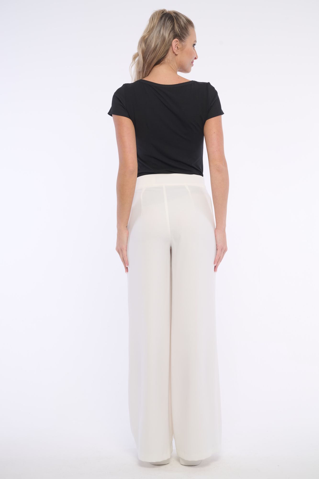 detail 262-798 triko kr. r. basic