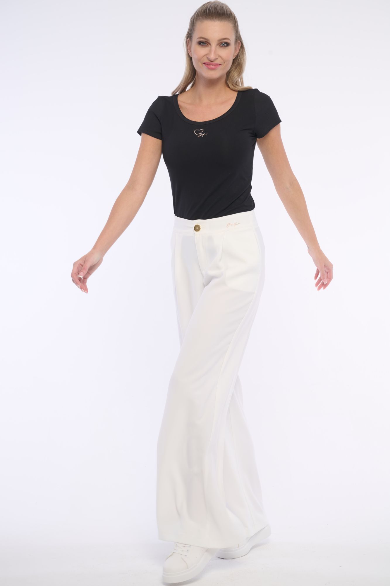 detail 262-798 triko kr. r. basic