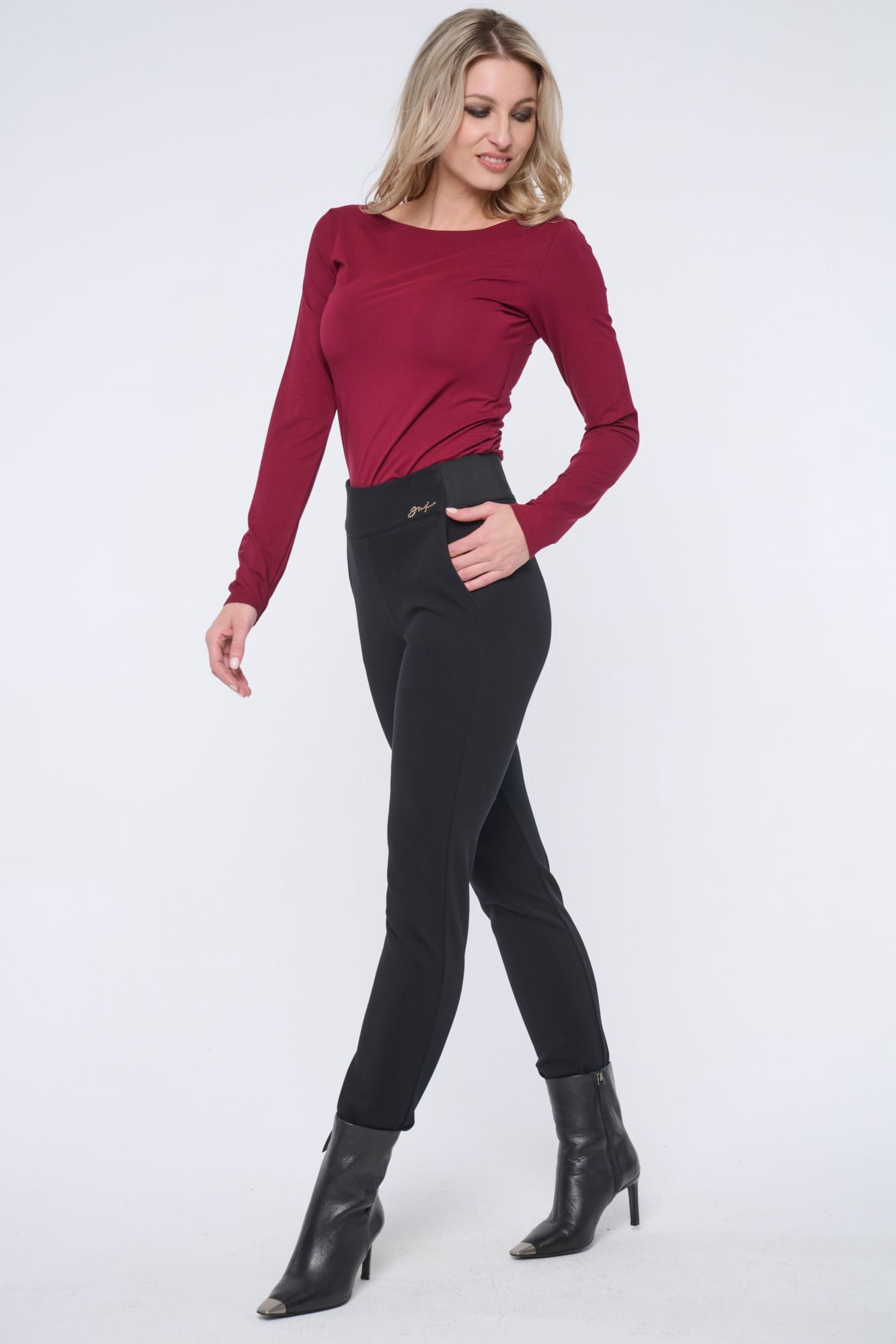 detail 264-830 triko basic
