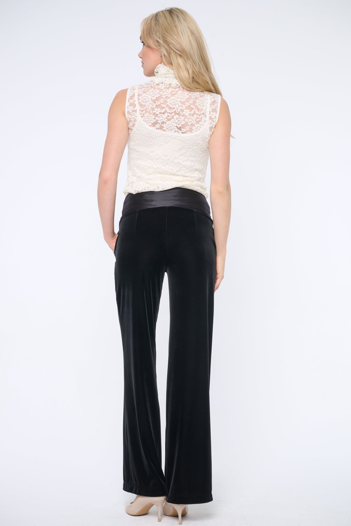 detail 265-819 krajkový top