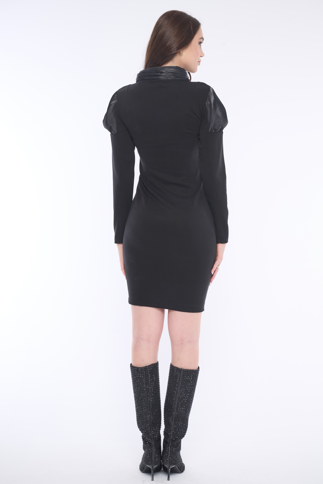 detail 354-577 kancelářské šaty