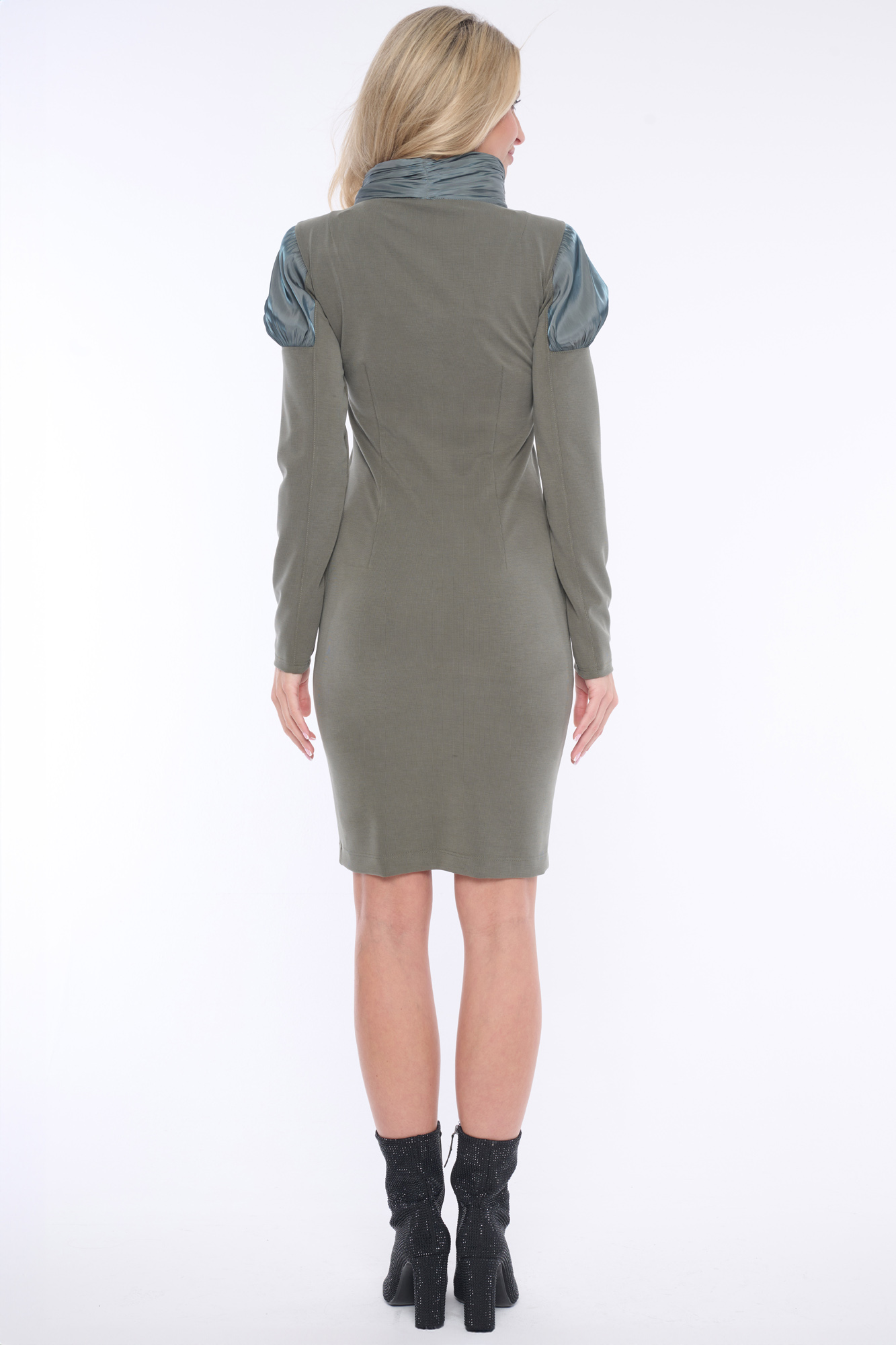 detail 354-577 kancelářské šaty