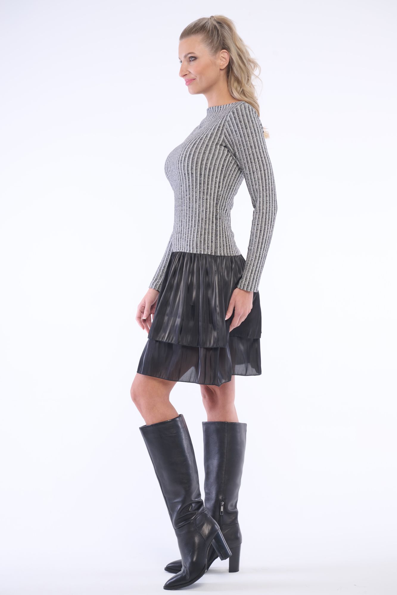 detail 354-578 šaty s kanýrovou sukní