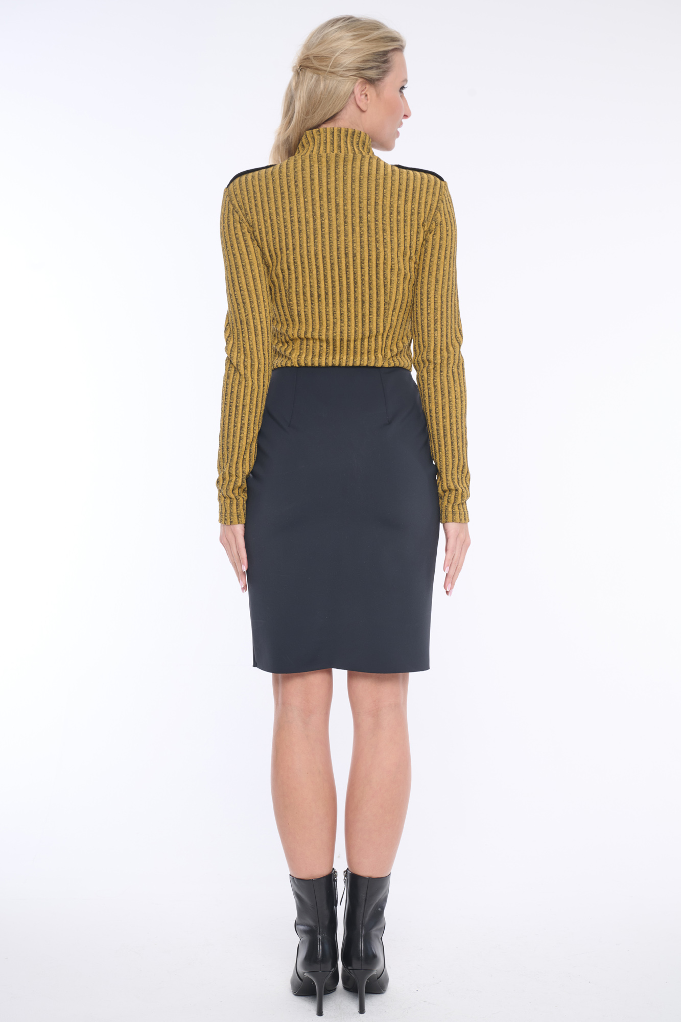 detail 354-580 kombi šaty