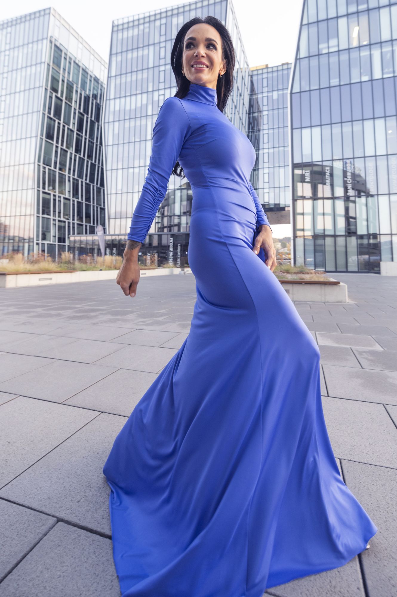 detail 361-592D šaty