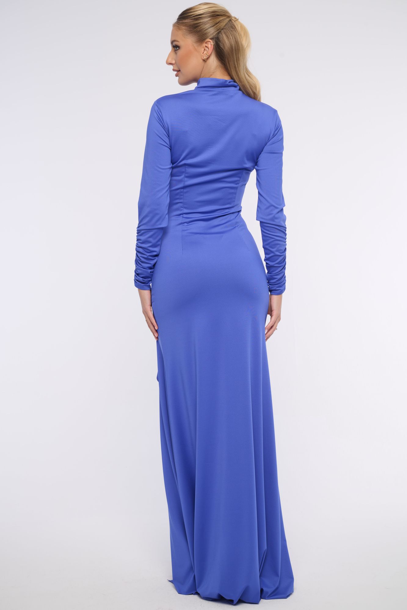 detail 361-592D šaty