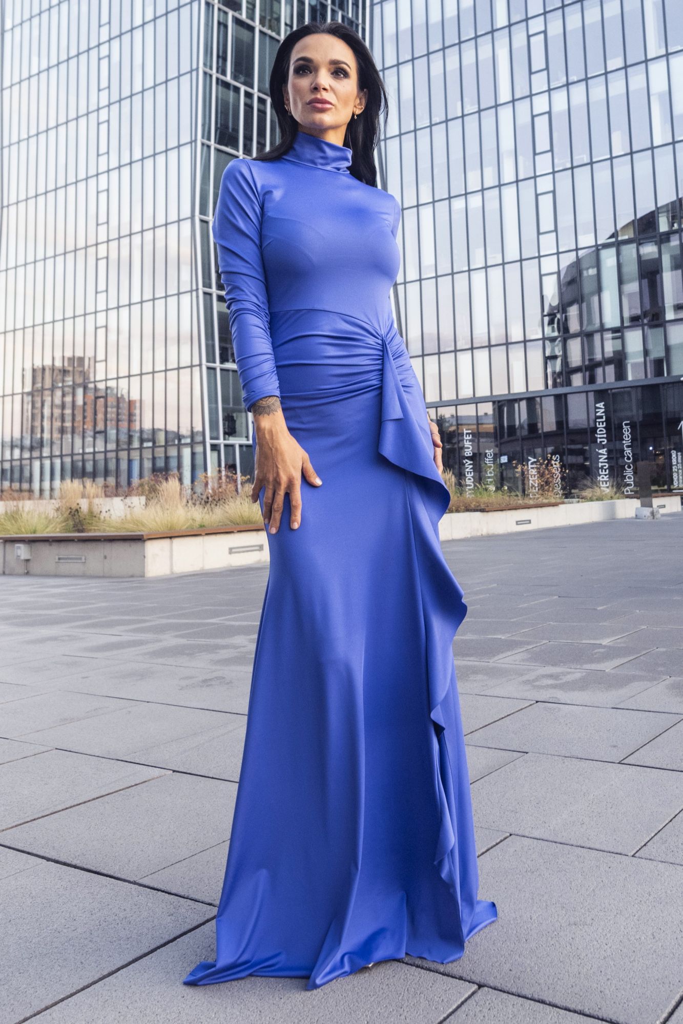 detail 361-592D šaty